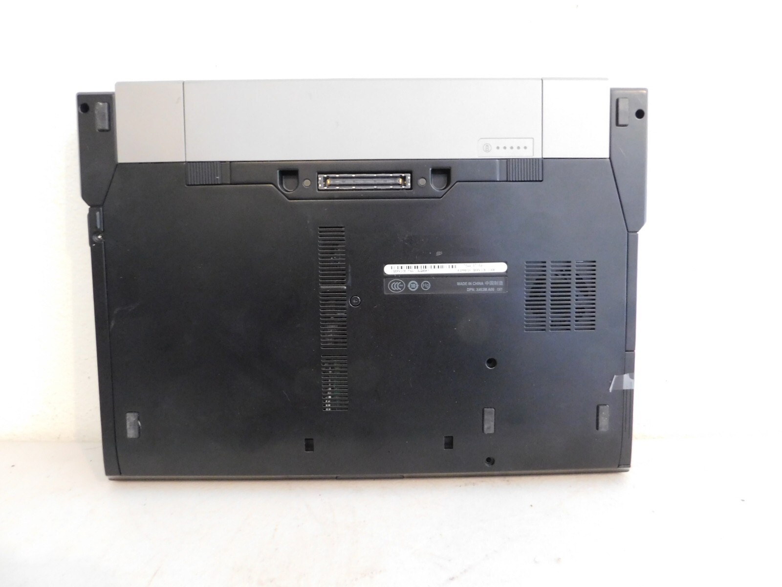Dell Latitude E6400 Laptop – Core 2 duo P8600 – 2GB RAM – NO HDD – Boots to BIOS