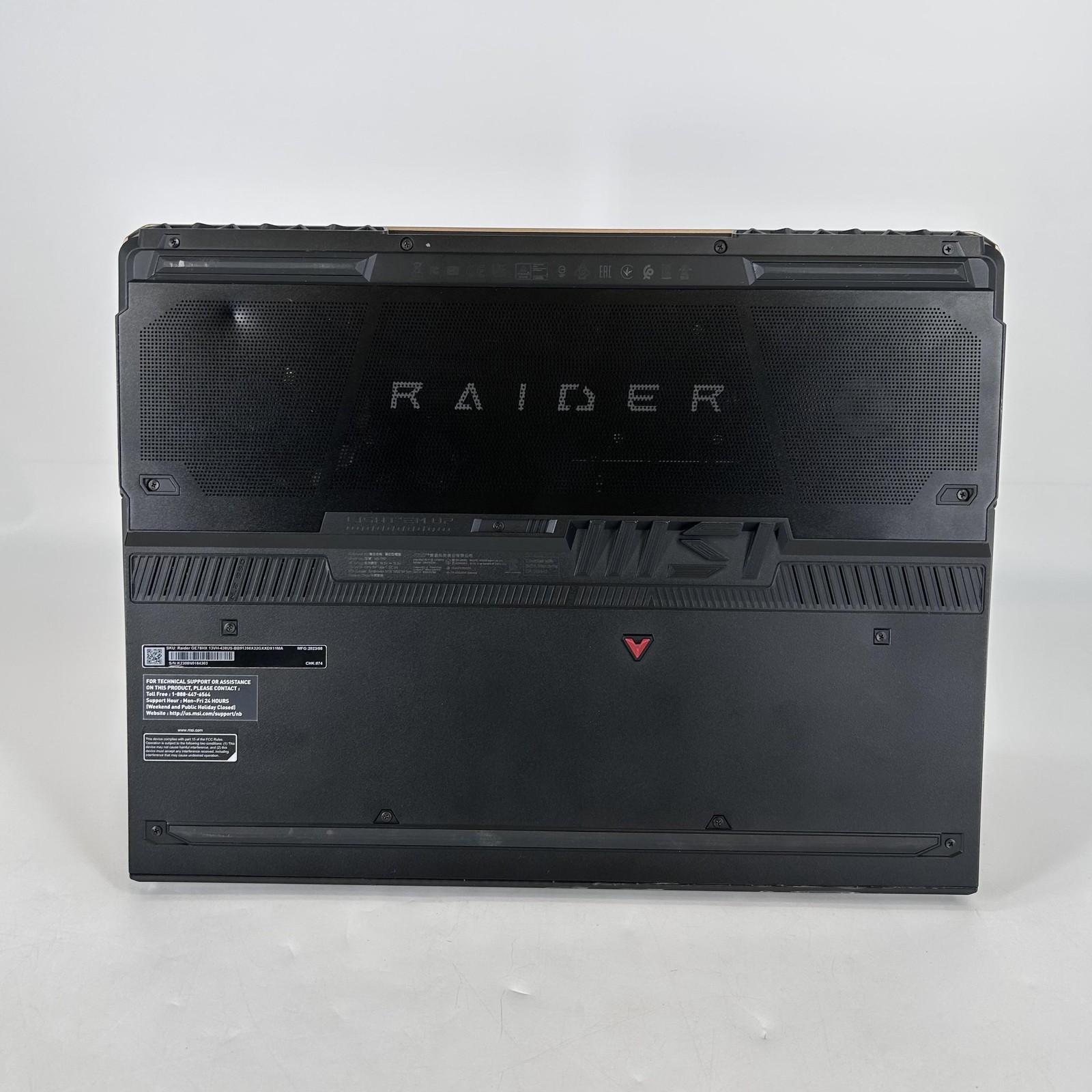 MSI Raider GE78 HX 17 240Hz QHD+ 2.2 GHz i9-13980HX 32GB 1TB SSD NVIDIA RTX 4080