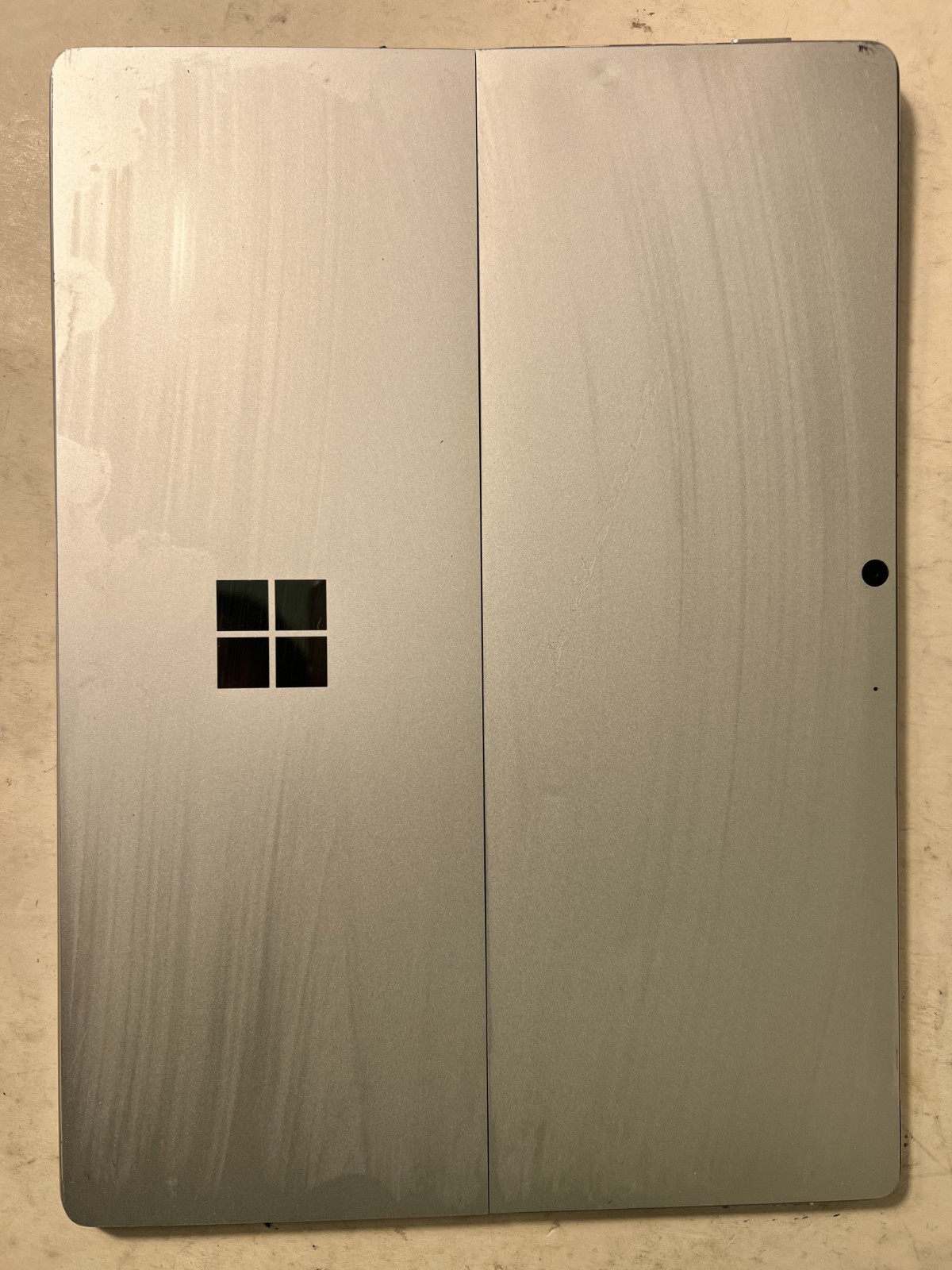Microsoft Surface Pro 8 1983 i5-1145G7 2.6GHz 8GBDDR4 RAM NO SCREEN AS-IS No SSD