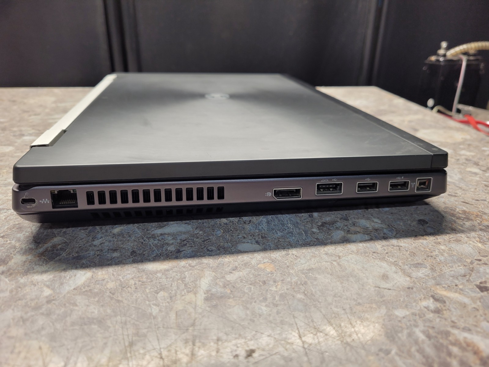 HP EliteBook 8570w i7-3520M 320GB SSD 12GB RAM Quadro K1000M Windows 11