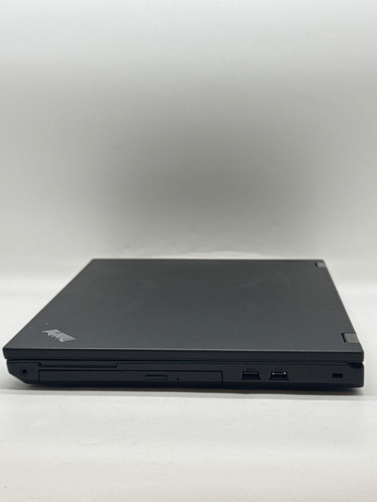 Lenovo ThinkPad L570 15.6″ Laptop i5-6200U 8GB RAM 256GB SSD Win 10 Pro No Webca