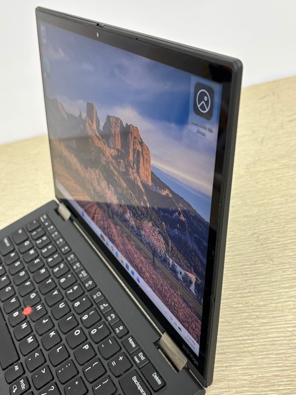 Lenovo ThinkPad X13 Yoga Gen 2 13″ i5-1145G7 16GB 256GB SSD W11P -(screen issue)