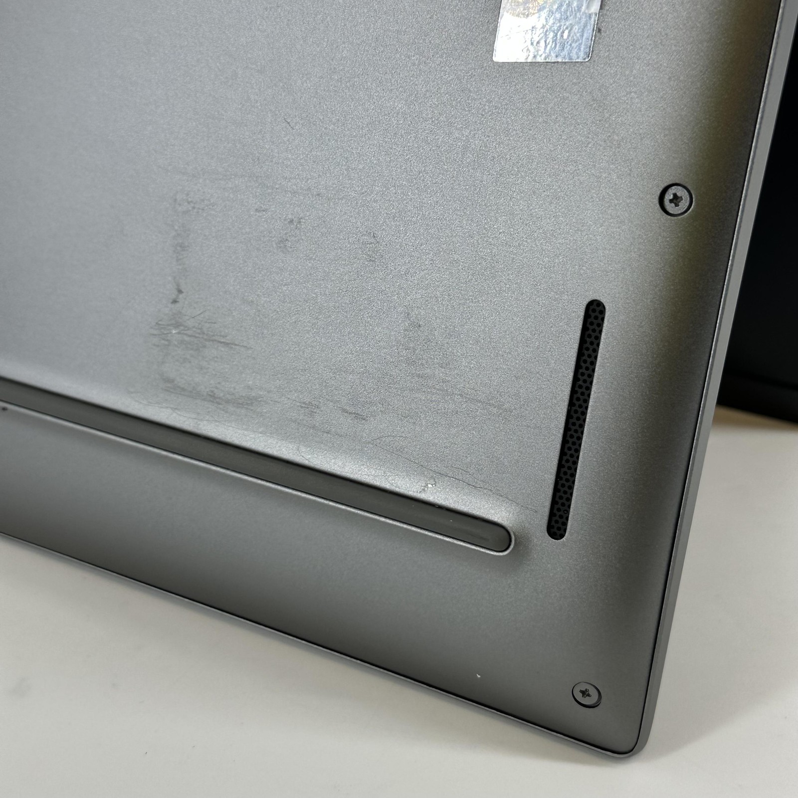 Dell Latitude 7450 14 Gray FHD+ 3.8 GHz Ultra 7 165H 32GB 512GB SSD – Bad Camera