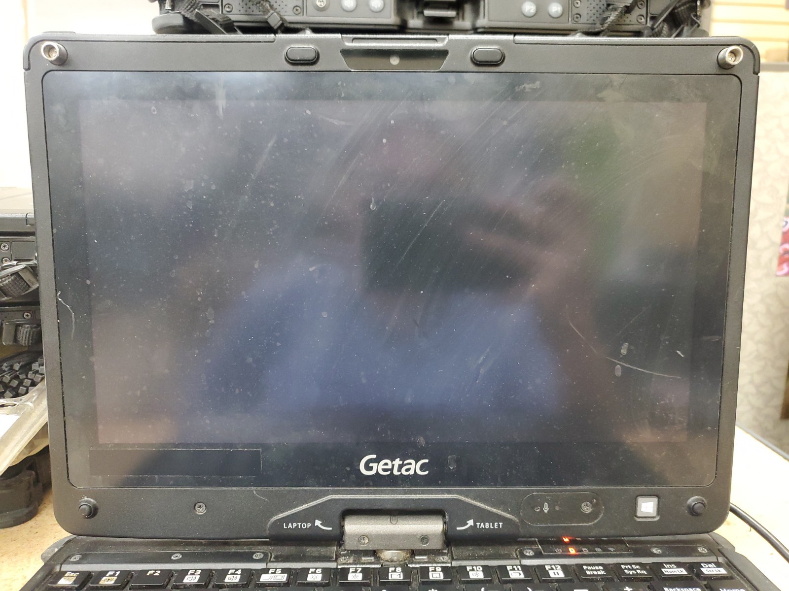 GETAC V110 Laptop Tablet Touch Screen i5-4300U 1.90GHz 8gB No HDD 9510hrs