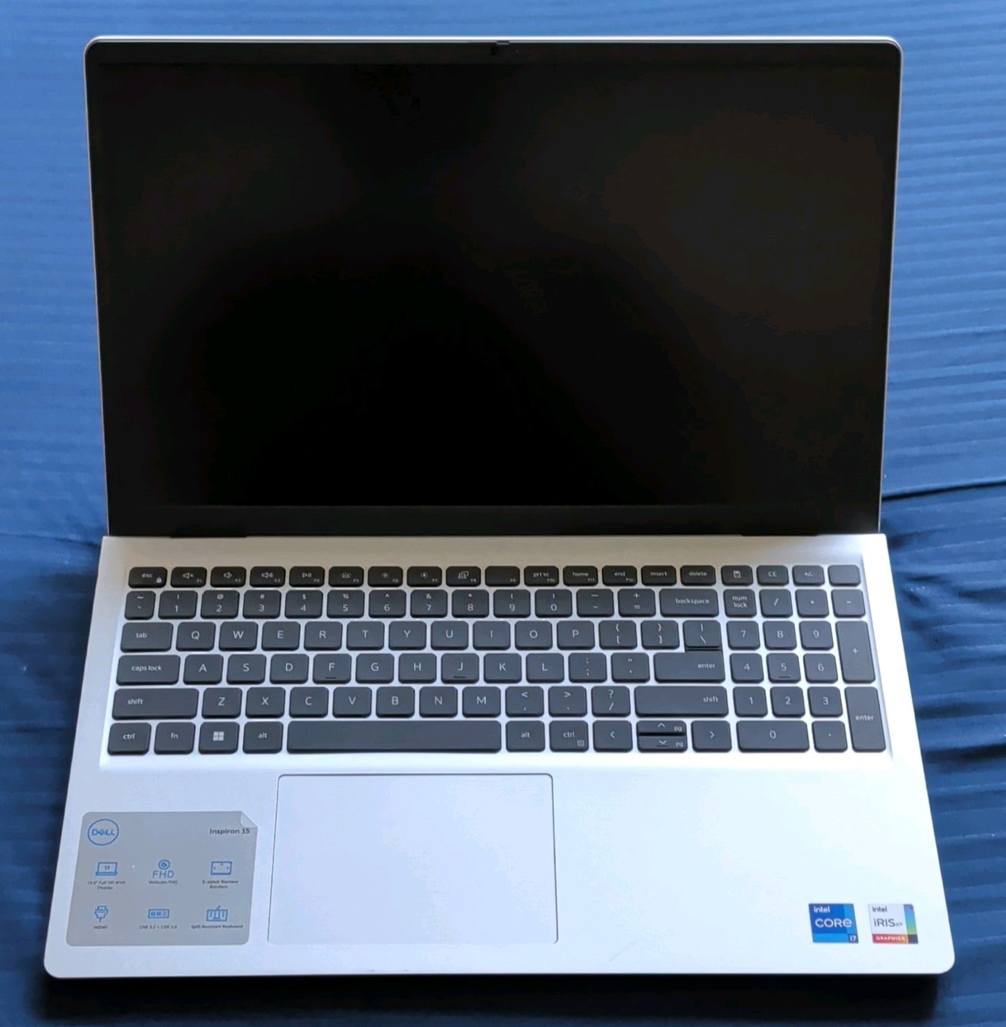 Dell Inspiron 15 3530 Laptop Core i7 Iris Xe 15.6″, 1TB SSD