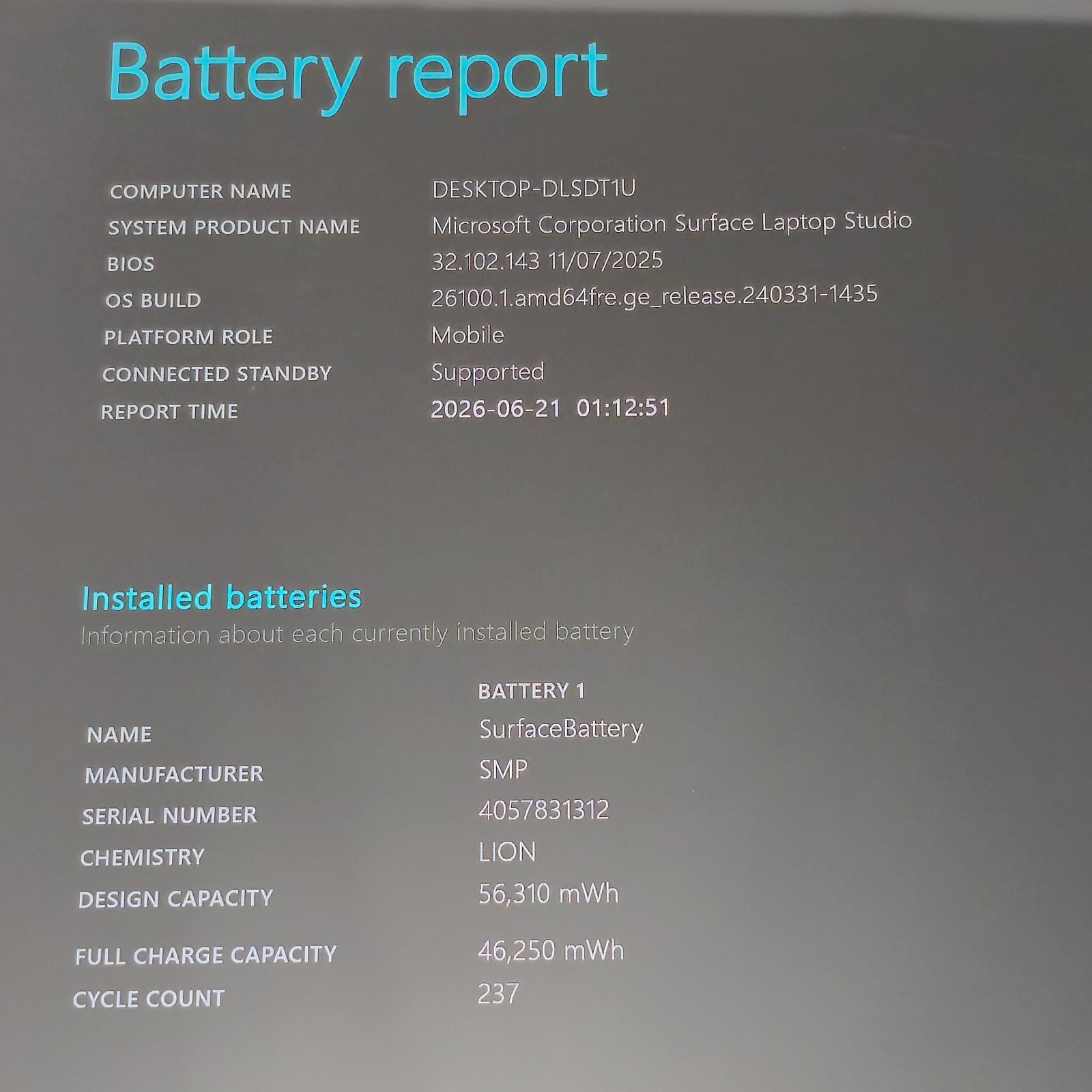 Surface Laptop Studio 1964 Core i7-11370H 32GB RAM 1TB SSD 14.4″ A2000 GPU 4 GB