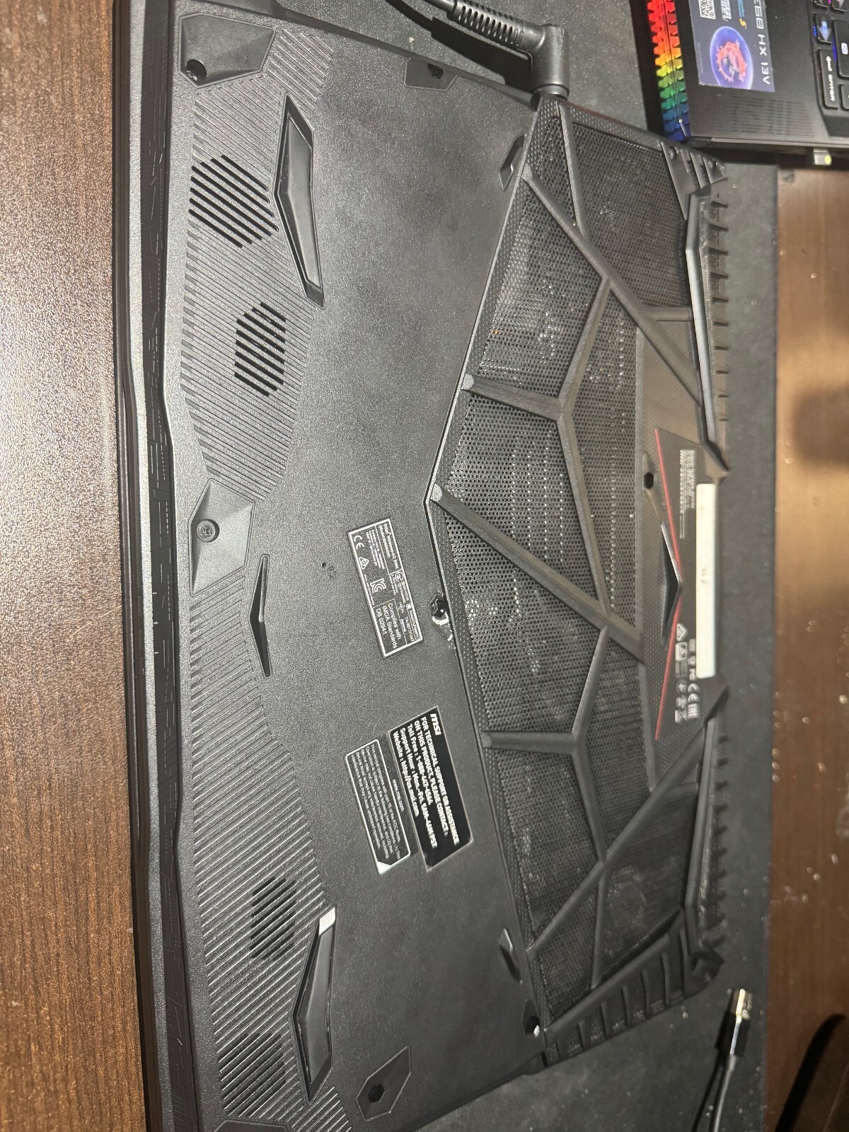 MSI Gaming laptop, i5 -9300H, 2.40GH, GL65 9SC 16GB 64-bit OS Windows 11