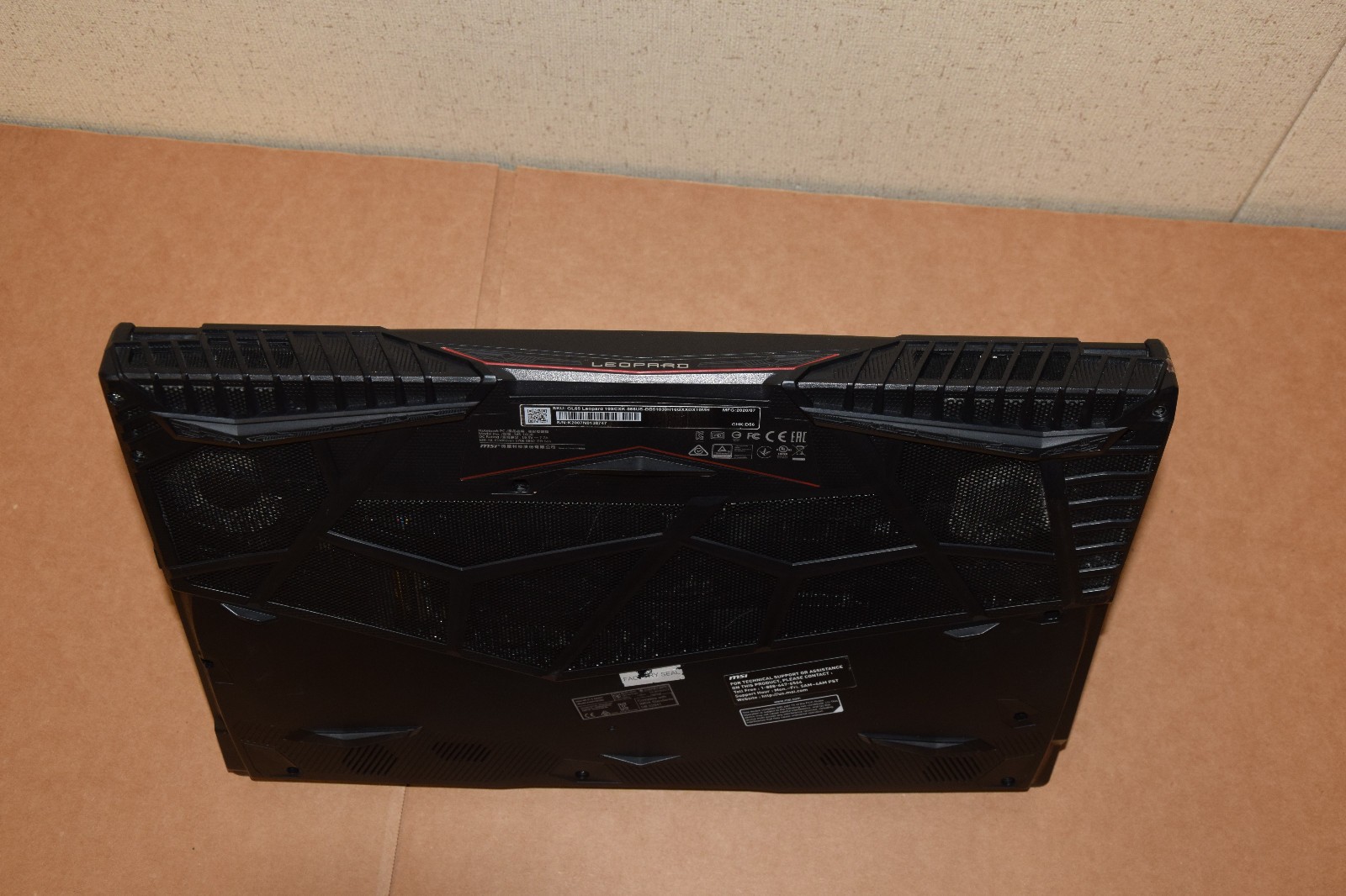 WATER DAMAGE DEAD JUNK MSI GL65 Leopard MS-16U8 10SCXK-006US 15.6″ Laptop