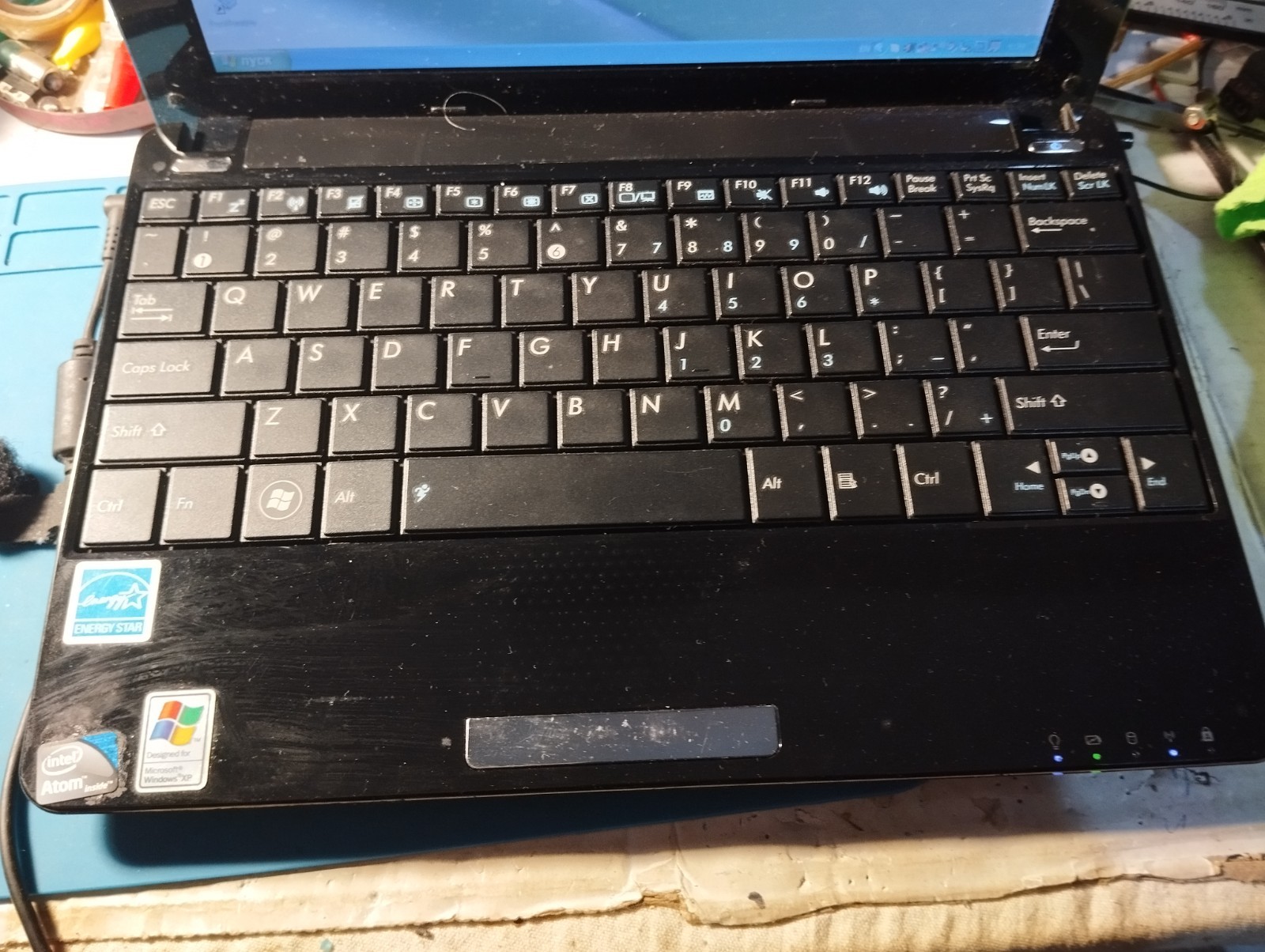 ASUS Eee PC MINI NOTEBOOK 1005HAB BLACK 1G DDR2 ATOM270 WIFI CAMERA WINXP Good