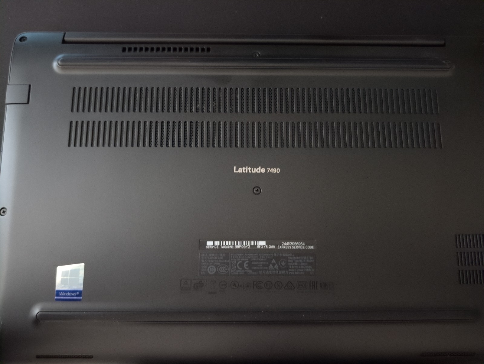 Dell Latitude 7490 Intel i5-8350U 8GB RAM – No Storage/OS/AC Charger – As Is