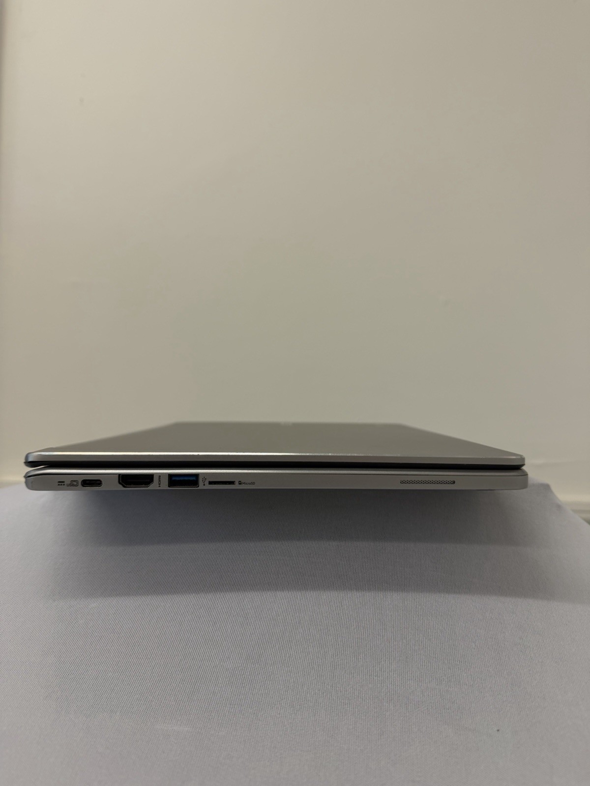 Acer Chromebook R13 CB5-312T-K829 Laptop – Good Screen-MediaTek MT8173-Read Des