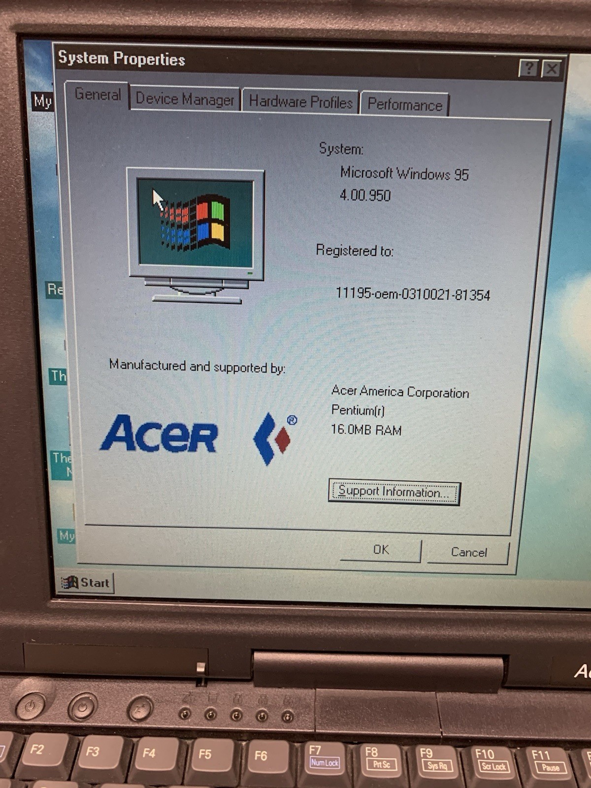 🔥Vintage~ Acer Acernote Light Pentium CPU/16MB RAM/800MB HD/Windows 95 + AC ada
