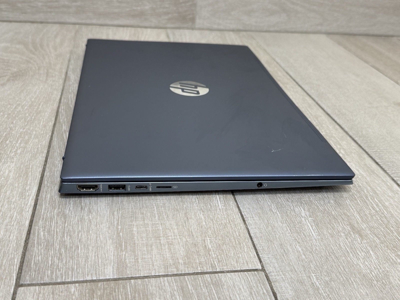 HP Pavilion 15-EH1052WM 15.6″ AMD Ryzen 5 5500U 2.10GHz 512GB SSD 8GB Ram Laptop
