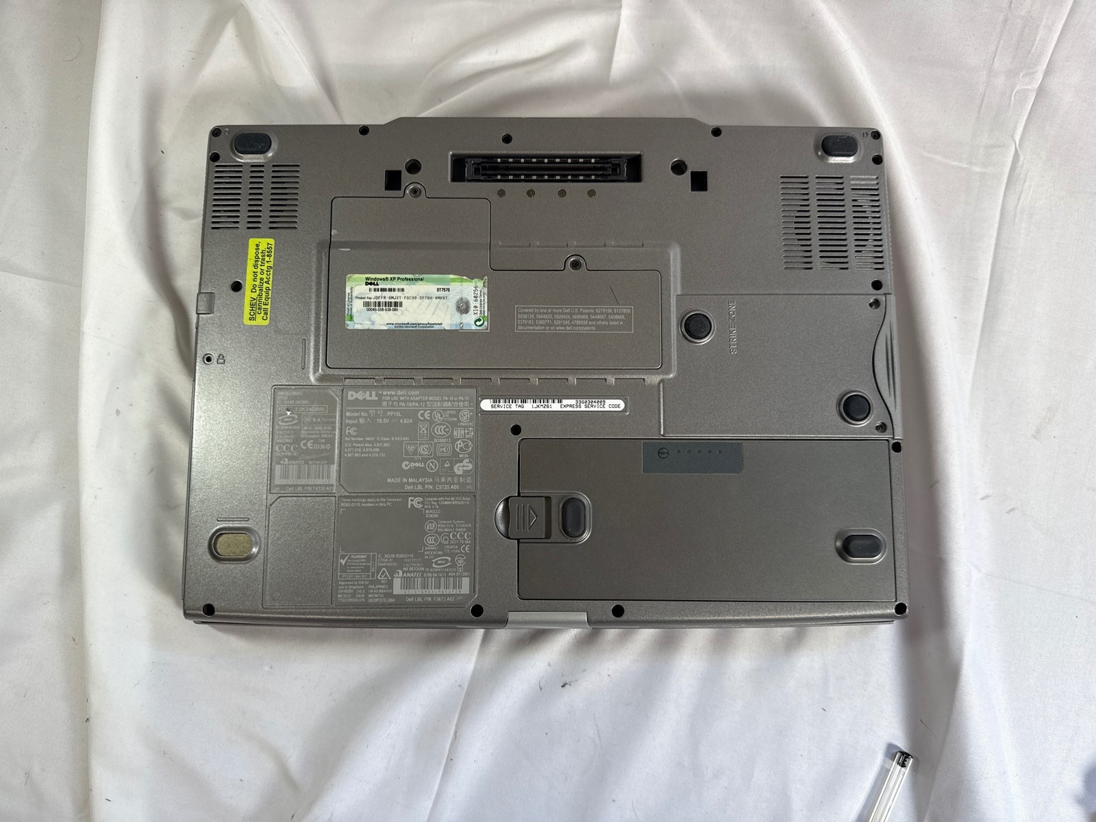 Dell Latitude D810 15.4″ Pentium M 2.00GHz 1GB 120 HDD Win XP 1920×1200