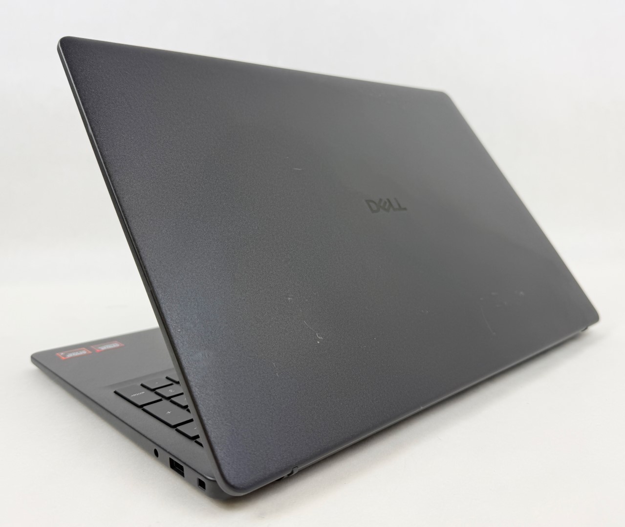 Dell 16 DC16255 16″ 1920×1200 FHD+ Touch Ryzen 7 250 16GB 1TB SSD W11H Laptop