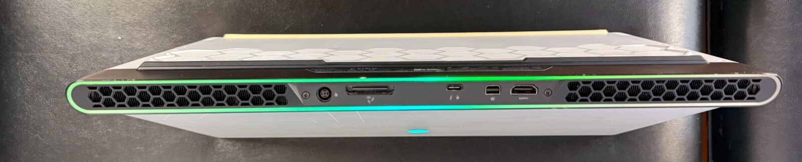Wow Alienware M17 R3 – i7-10750H 16GB RAM 1TB SSD NVIDIA GeForce RTX 2070