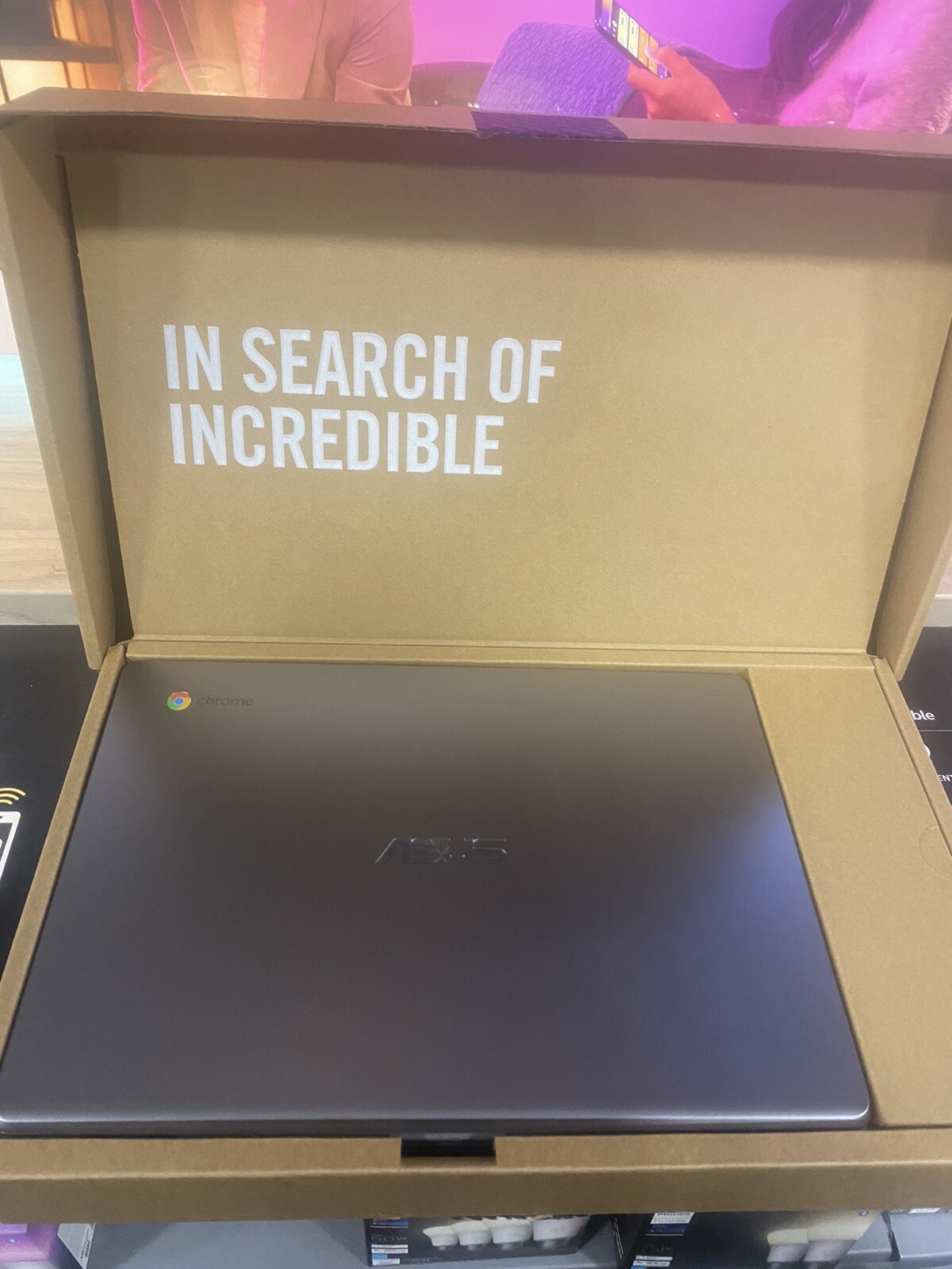 ASUS – 11.6” Chromebook – Intel Celeron – 4GB Memory – 32GB – eMMC Flash Memory