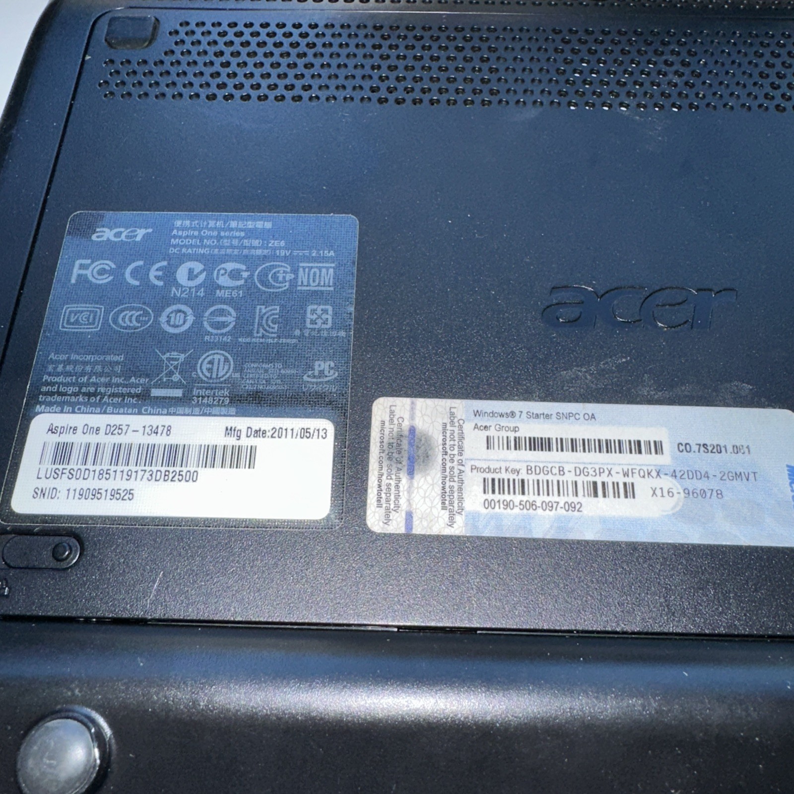 Acer Aspire One D257 10.1” Netbook Intel Atom 1GB RAM Windows 7 Starter
