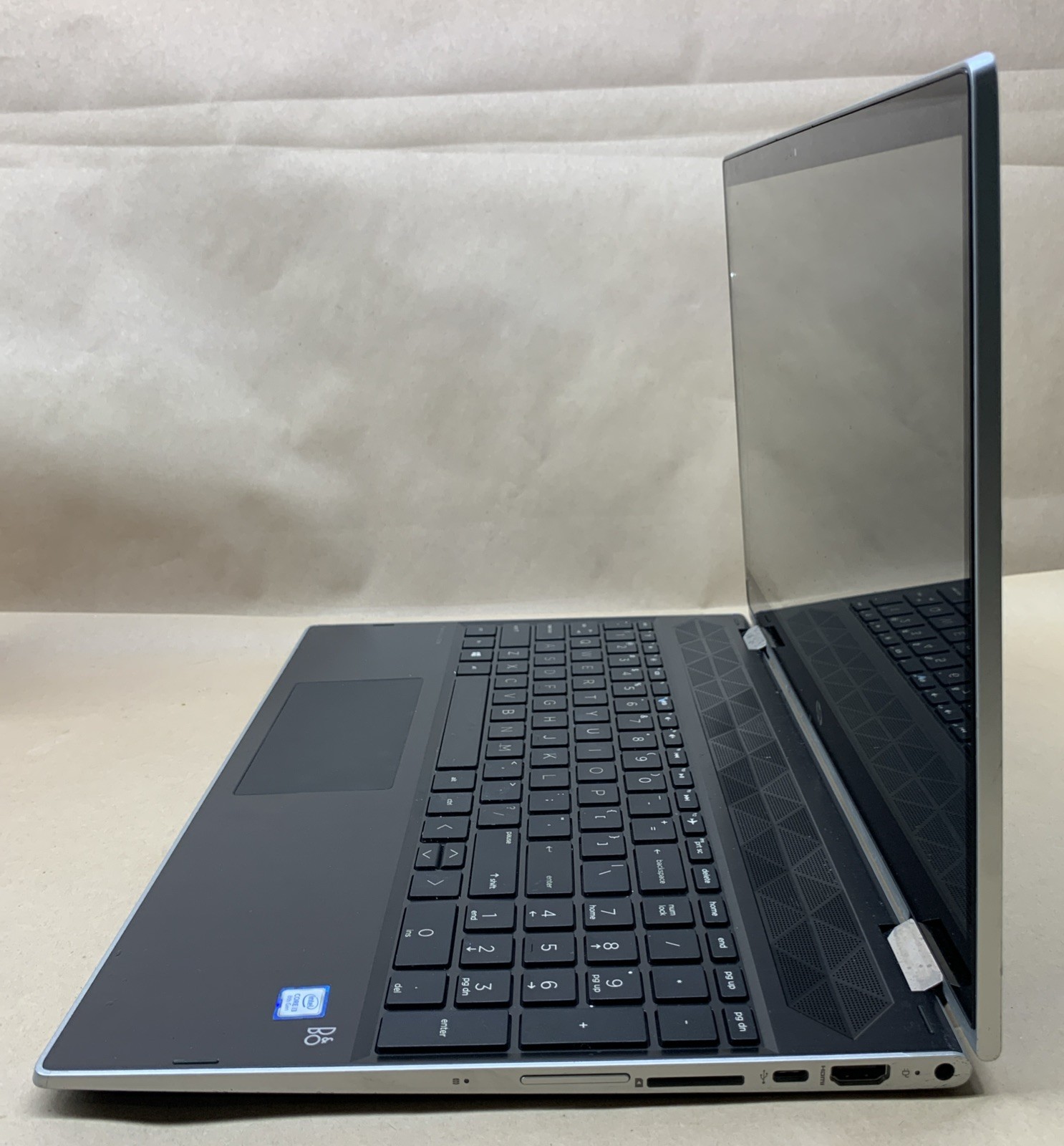 HP Pavillion x360 Convertible 15-cr0xxx i3-8130U@2.2GHz 4GB RAM, 1TB SSD, W10P