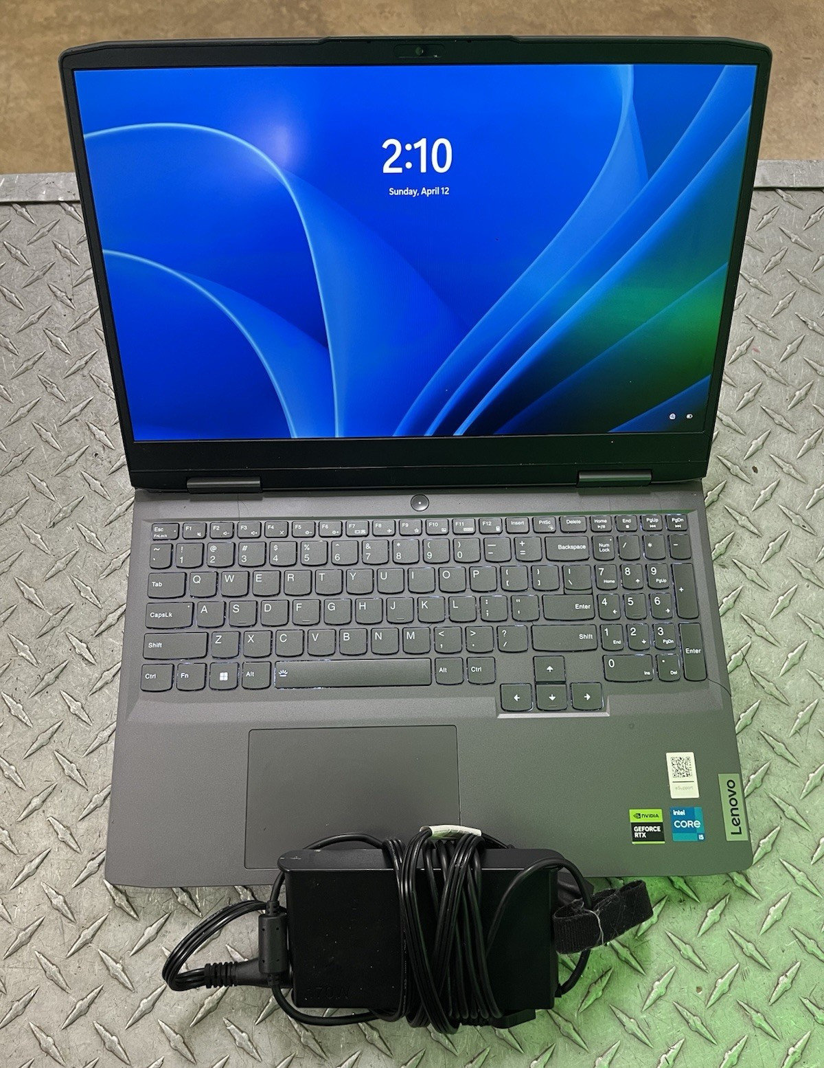 Lenovo LOQ 15IRH8 1TBSSD Intel Core i5-13420H 2.1GHz 8GB NVIDIA GeFORCE RTX 3050