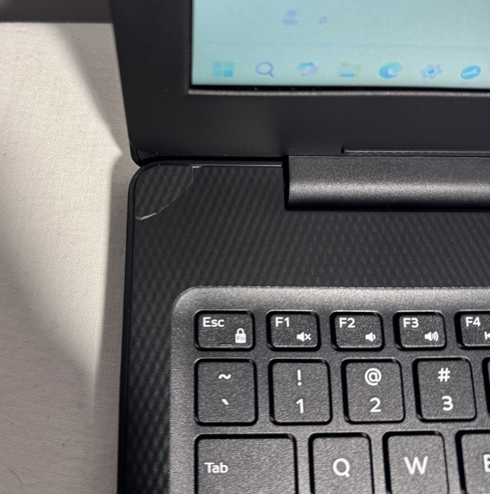 DELL Inspiron 3590 i5 | 8GB RAM | 256GB SSD | WIN11H
