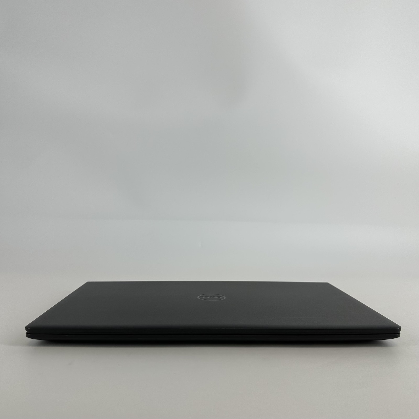 Dell Inspiron 3520 15.6 FHD TOUCH 1.3 GHz i5-1235U 8GB 512GB SSD Very Good