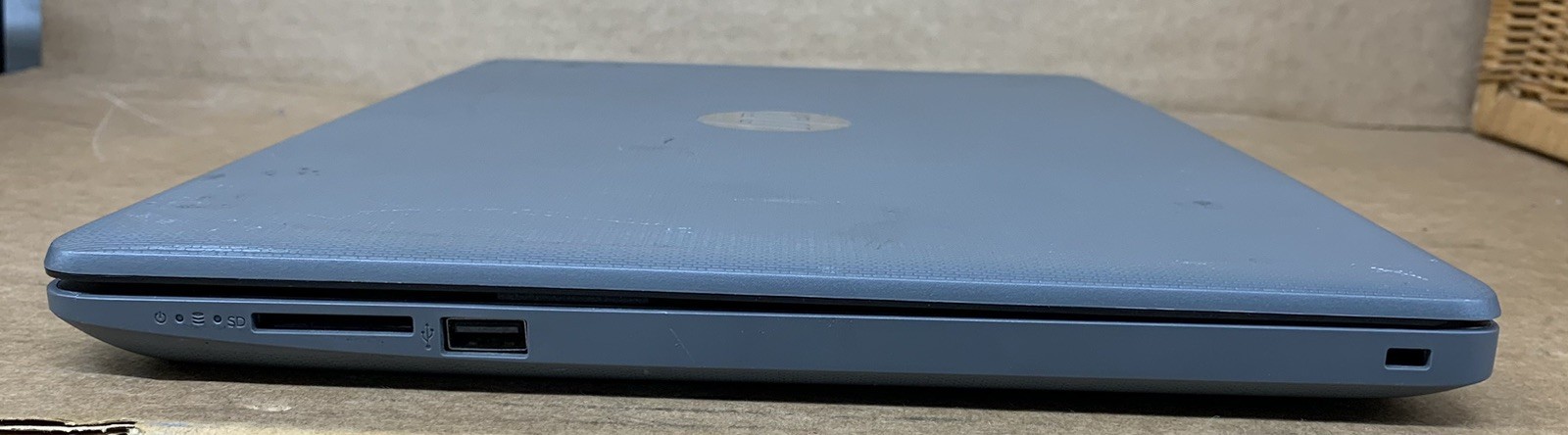 HP Laptop 15-da0xxx 15 Intel Core i3-7200U@2.30GHz 8GB RAM 256GB SSD WIN 10P