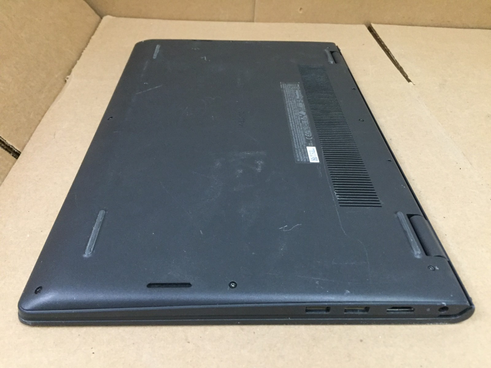 Dell Inspiron 3511 15.6″ FHD TOUCH i5-1135G7 2.40GHz 16GB 256GB SSD w/AC