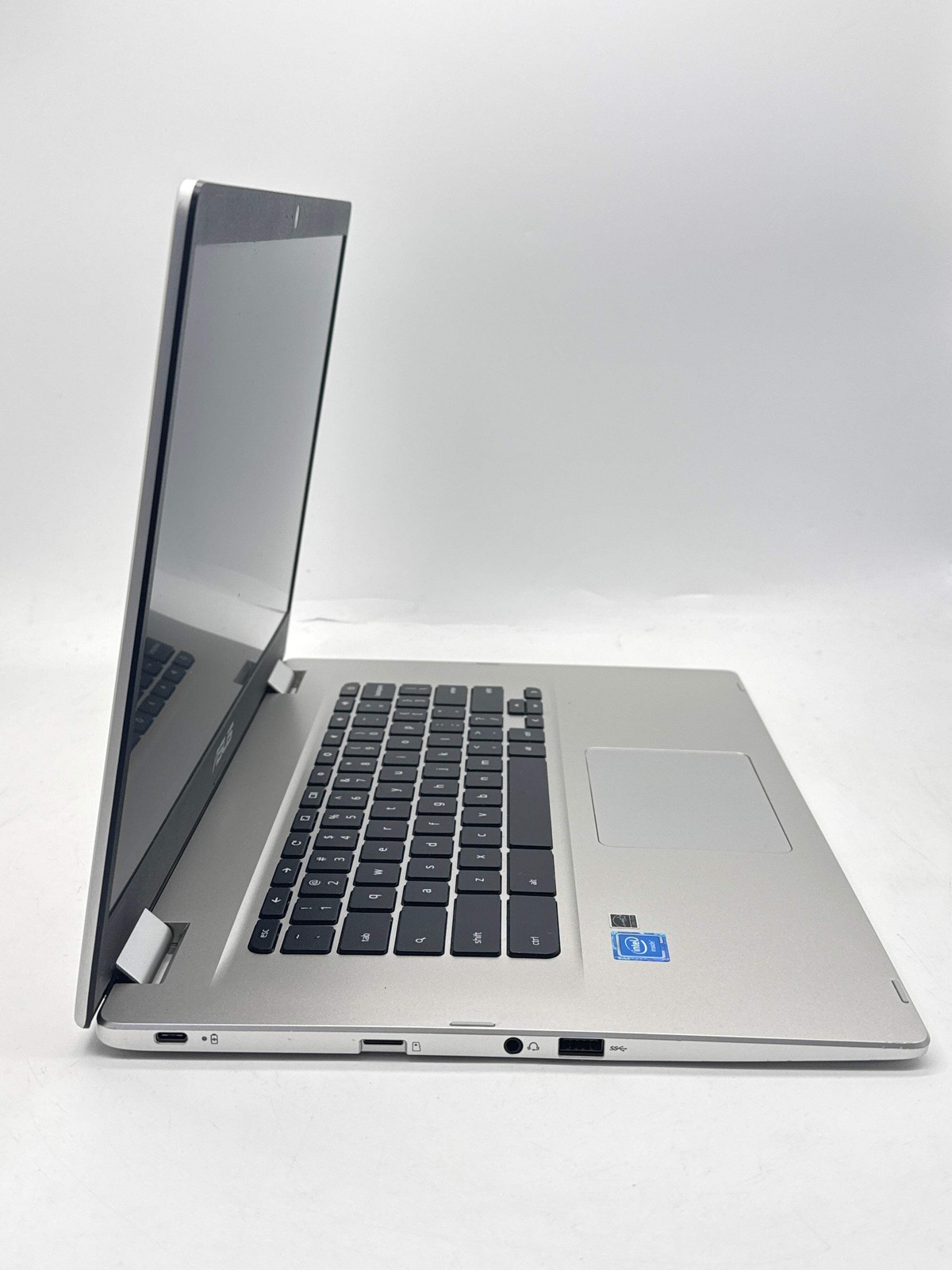 Asus Chromebook C523NA 15.6″ Celeron N3350 4GB RAM 32GB eMMC Grey Used