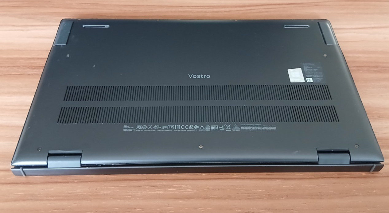 DELL VOSTRO 15 7510 i7-11800H RXT 3050 15.6″ FHD 8/512***READ