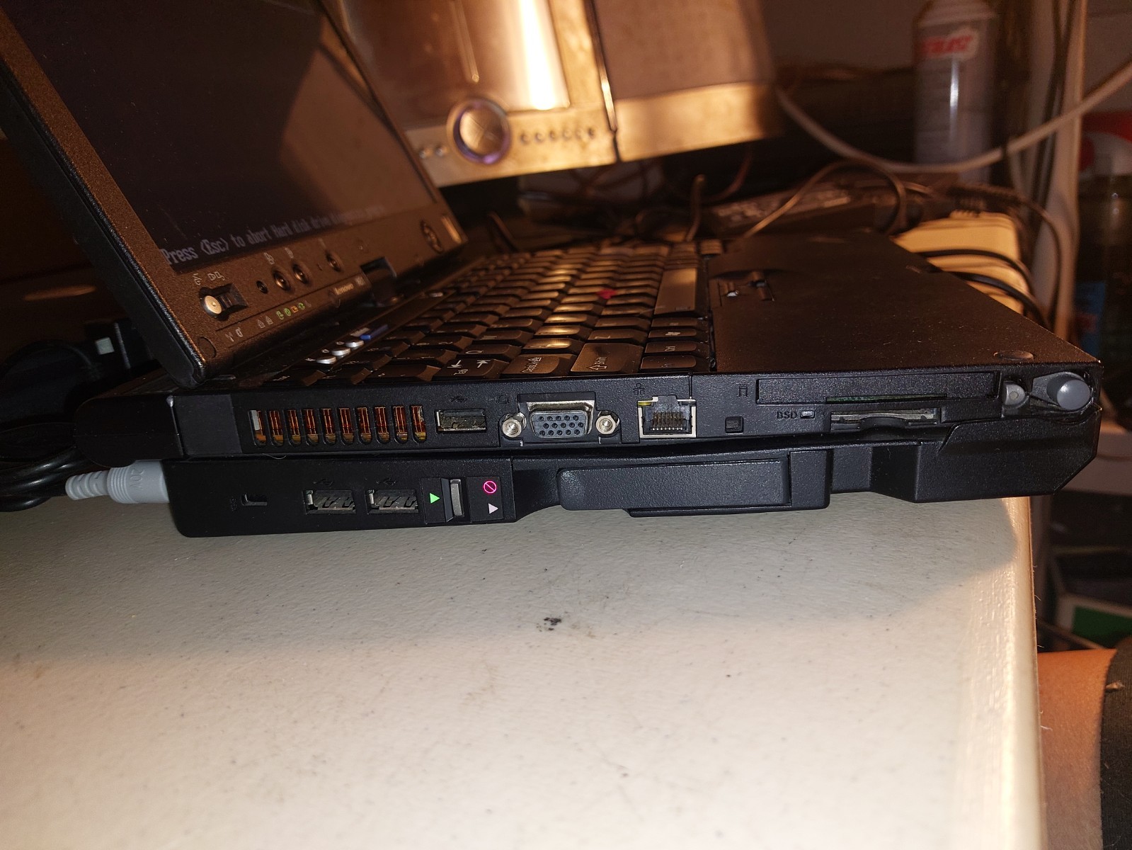 Lenovo X61 ThinkPad L7500 Core 2 Duo CPU + ULTRABASE LENOVO renewd