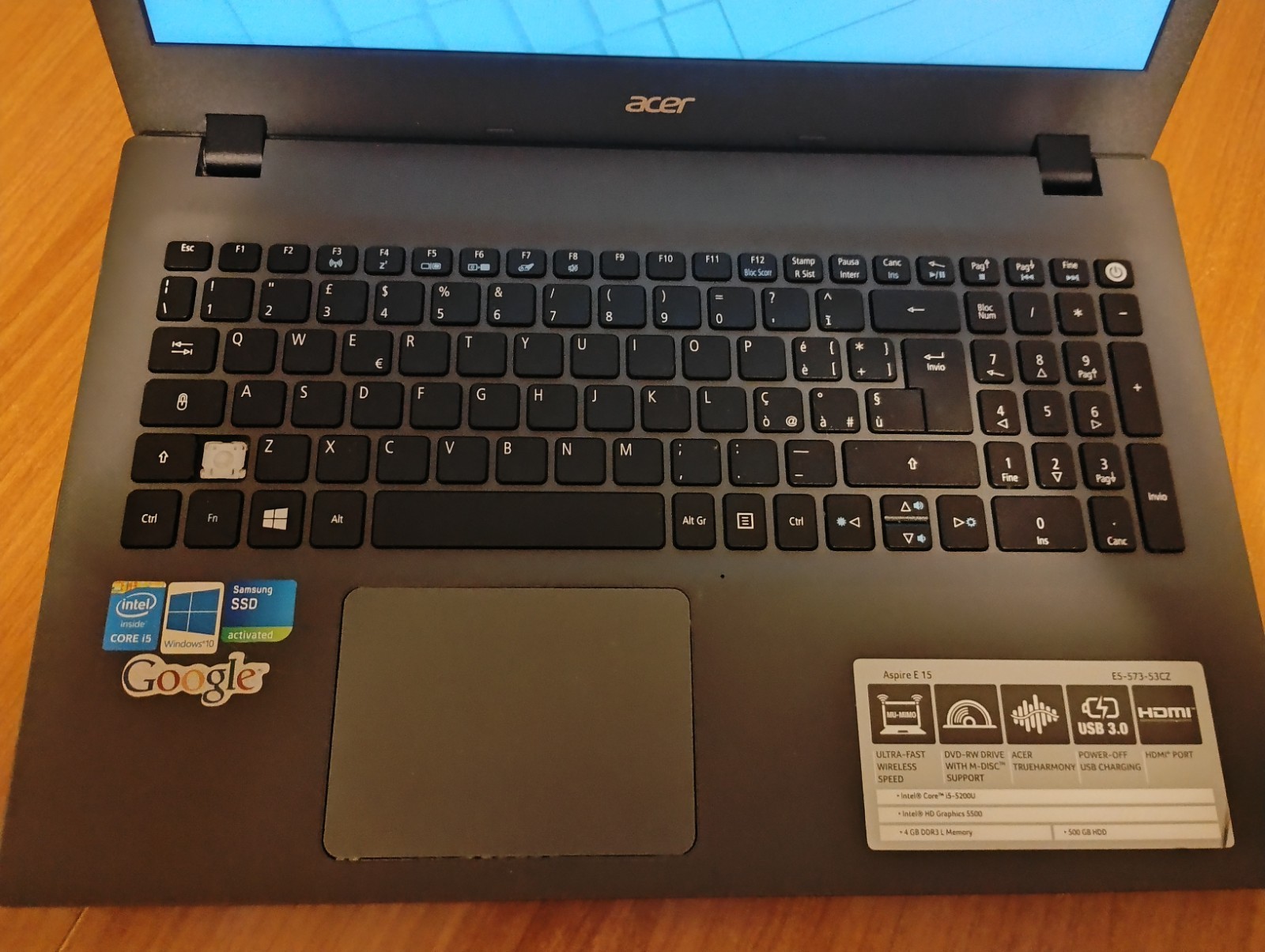 Acer Aspire E5-573-53CZ Used Fair Condition i5200u 12GBRam 250 Ssd Samsung