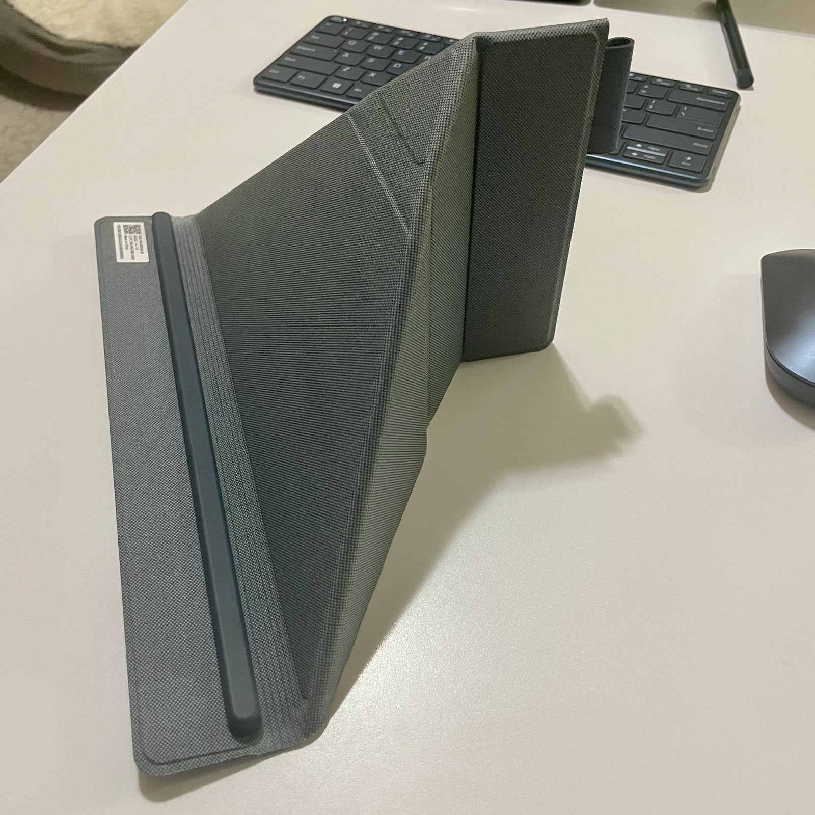 Lenovo Yoga Book 9i Laptop Dual Screen Intel Core Ultra 7 155U, 32 GB RAM 512 GB