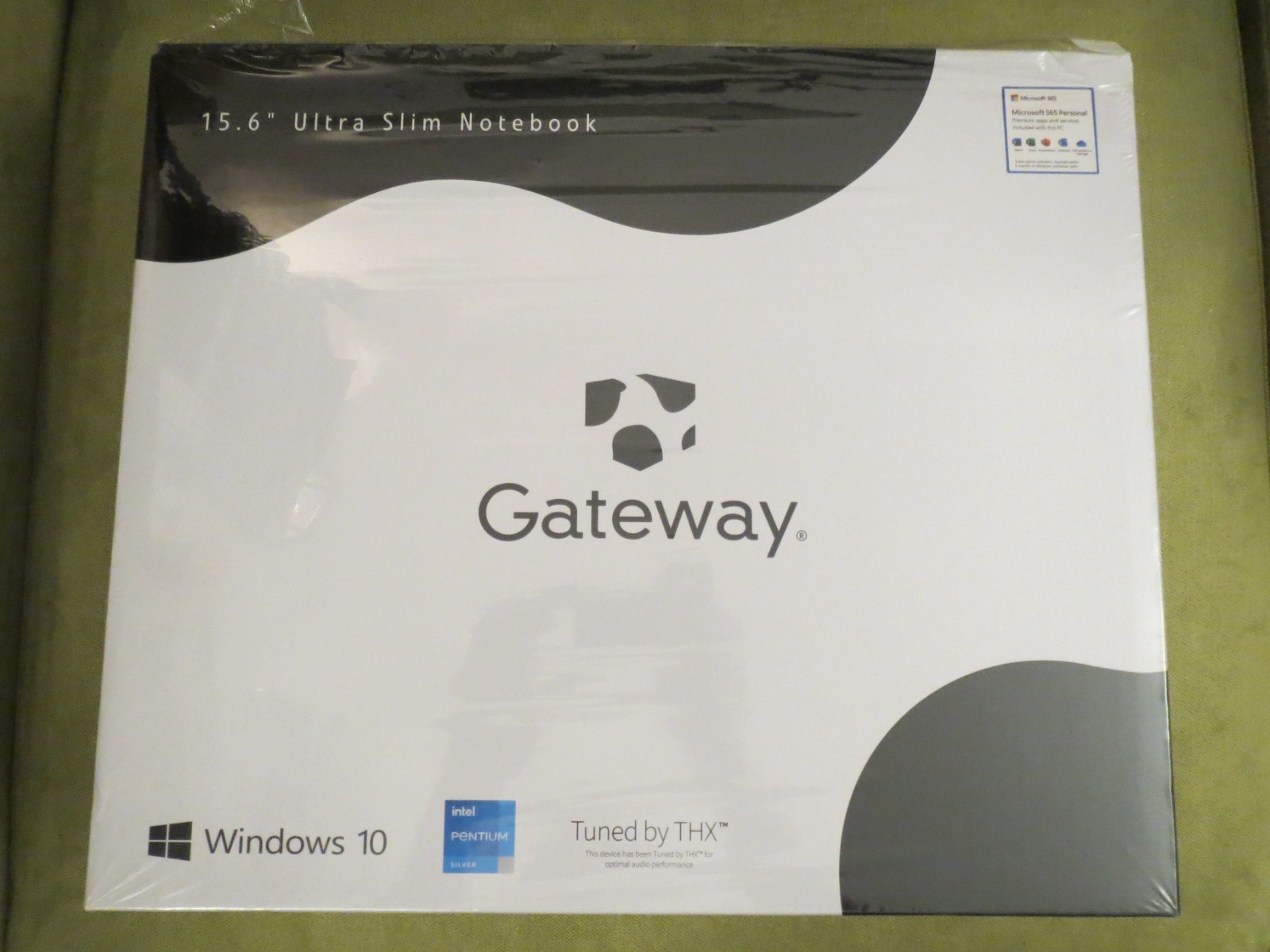 Gateway (Cow Theme) 15.6 inch Ultra Slim Notebook GWTN156-BK, EMPTY BOX ONLY