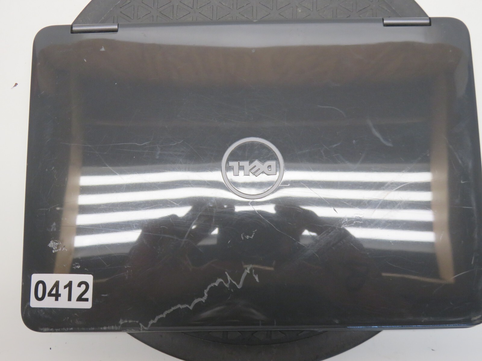 Dell Inspiron 3179 Intel Core m3-7Y30 1.0GHz 4GB Win 10 512 GB No Batt