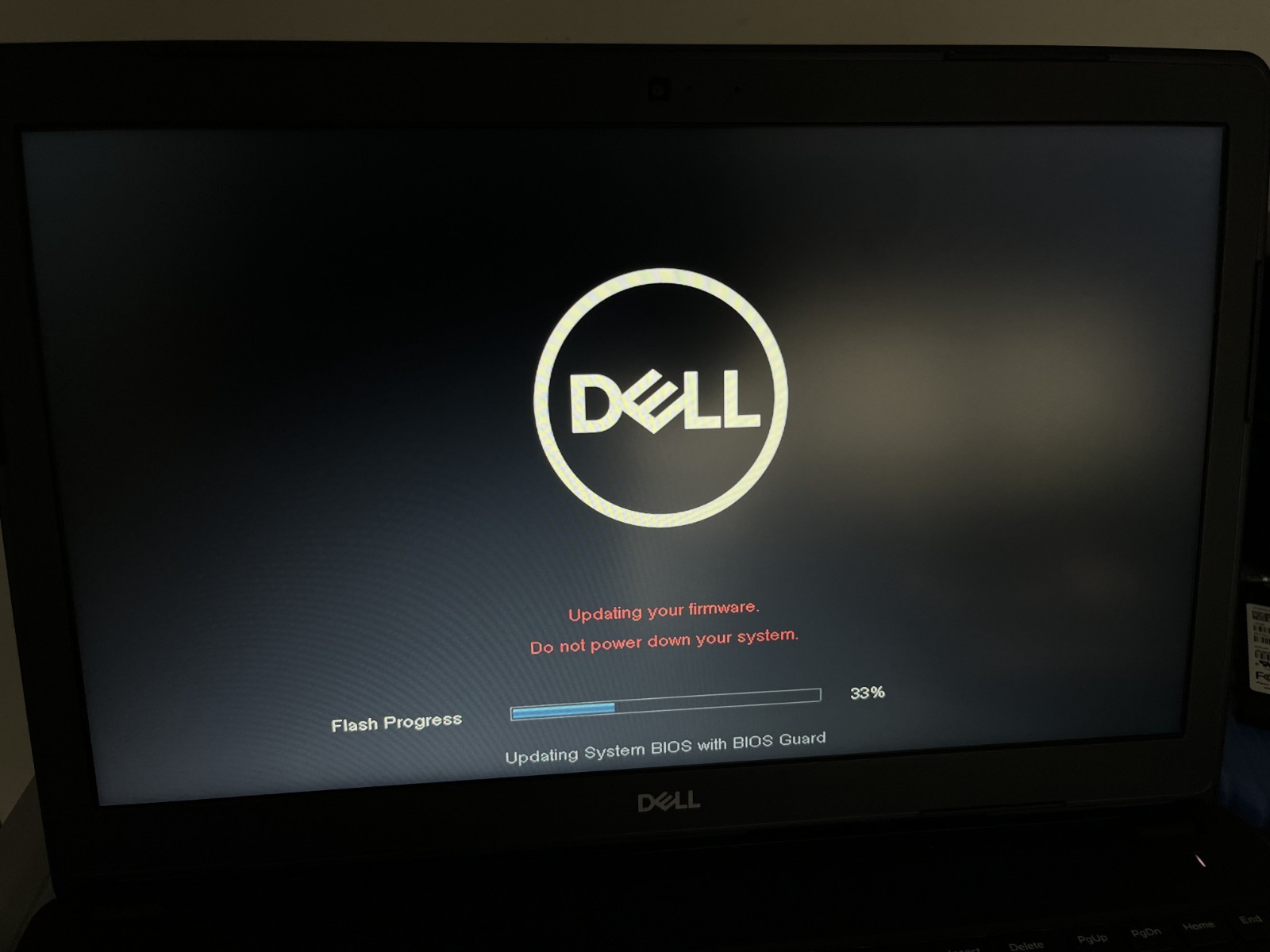 💻 Dell Latitude 3580 Intel i7-7500U 2.7GHz 8GB RAM 256GB SSD Radeon R5 W11 LTSC
