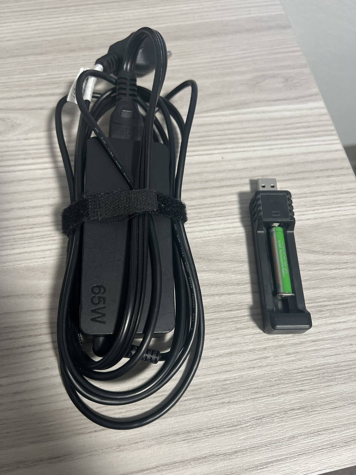 2 in 1 Lenovo yoga 730-13ikb laptop with rechargeable pen and charger included