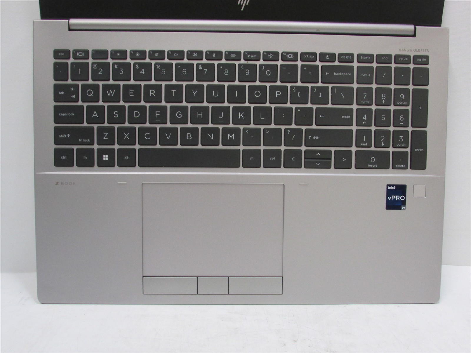 HP ZBook Fury 16 G10 i9-13950HX 2.2GHz 64GB 512GB NVME 15.6″ Win 11 Pro SCUFFS