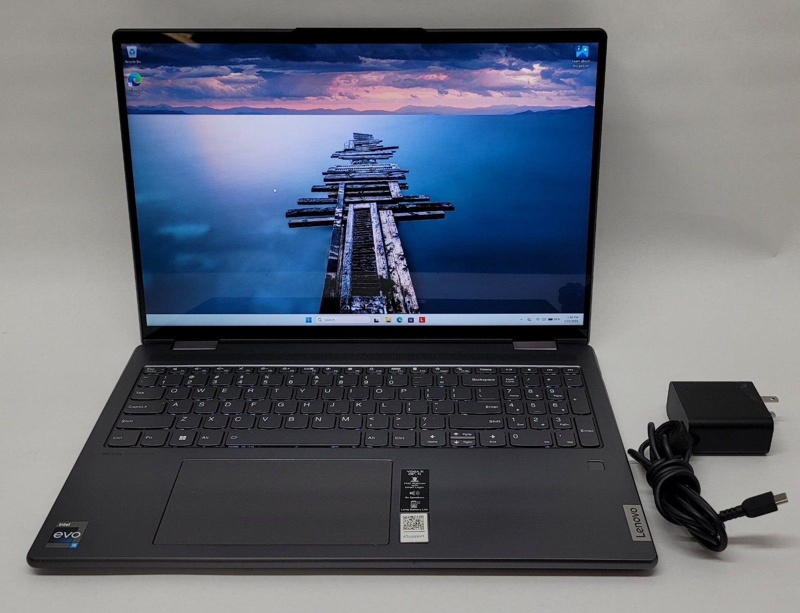 Lenovo Yoga 7 16 in / i5 12th Gen / 8GB / 256GB / Windows 11 IdeaPad Laptop