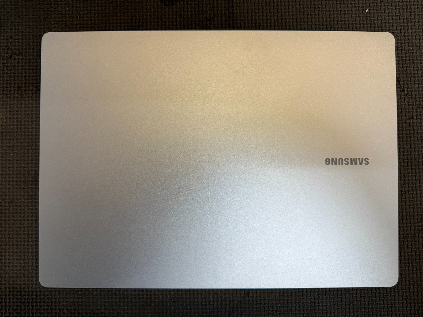 Samsung Galaxy Book4 Edge Copilot+ PC 14″ Snapdragon X Elite 16GB RAM 512GB SSD