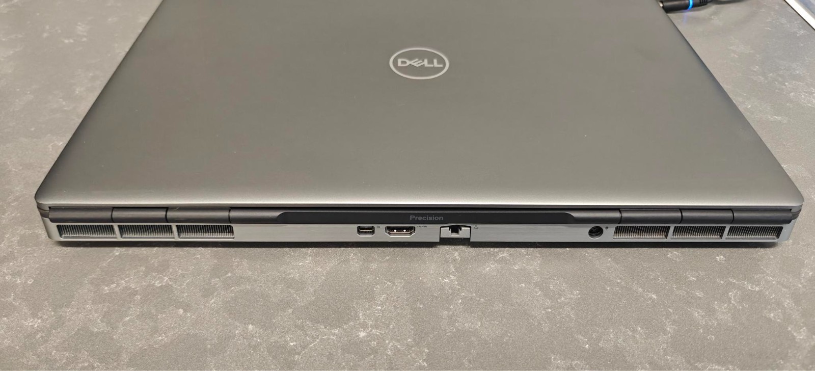 5A.Dell Precision 7750(Xeon W-10855M, 32GB Ram, 1TB SSD Nvidia Quadro RTX 4000)