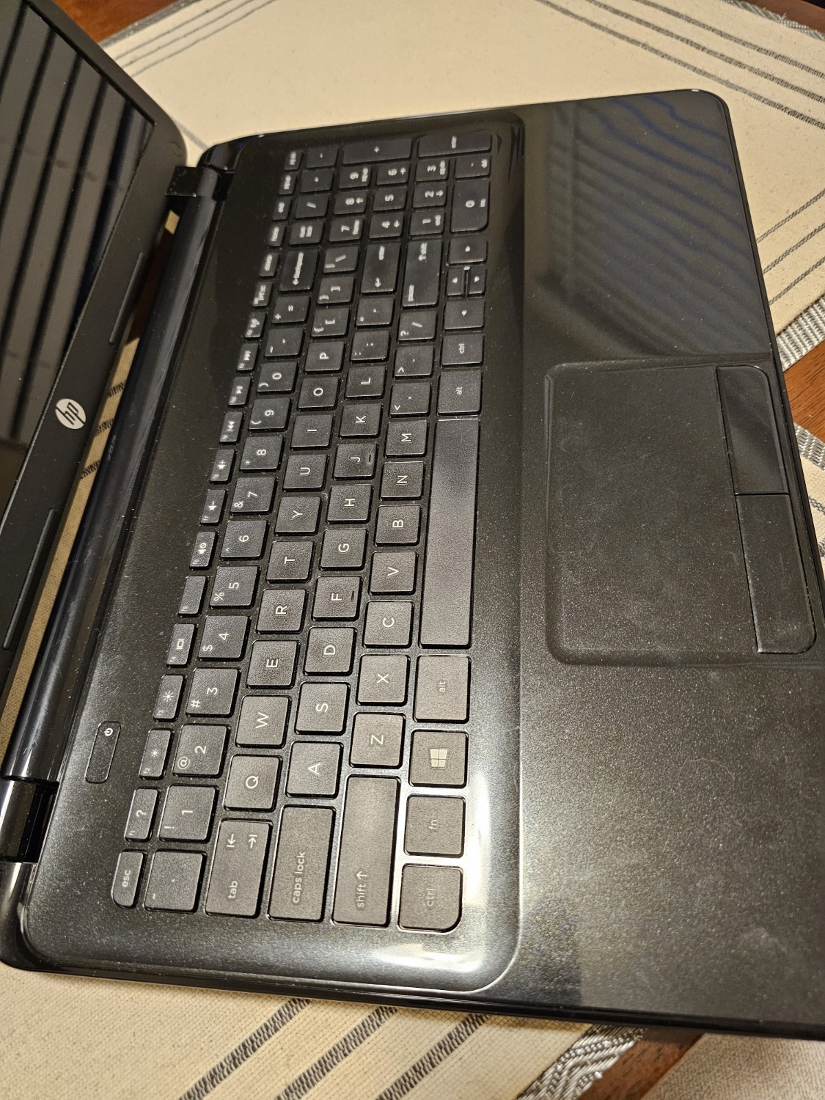 HP Laptop 15-d071nr, AMD A-Series A-4 5000