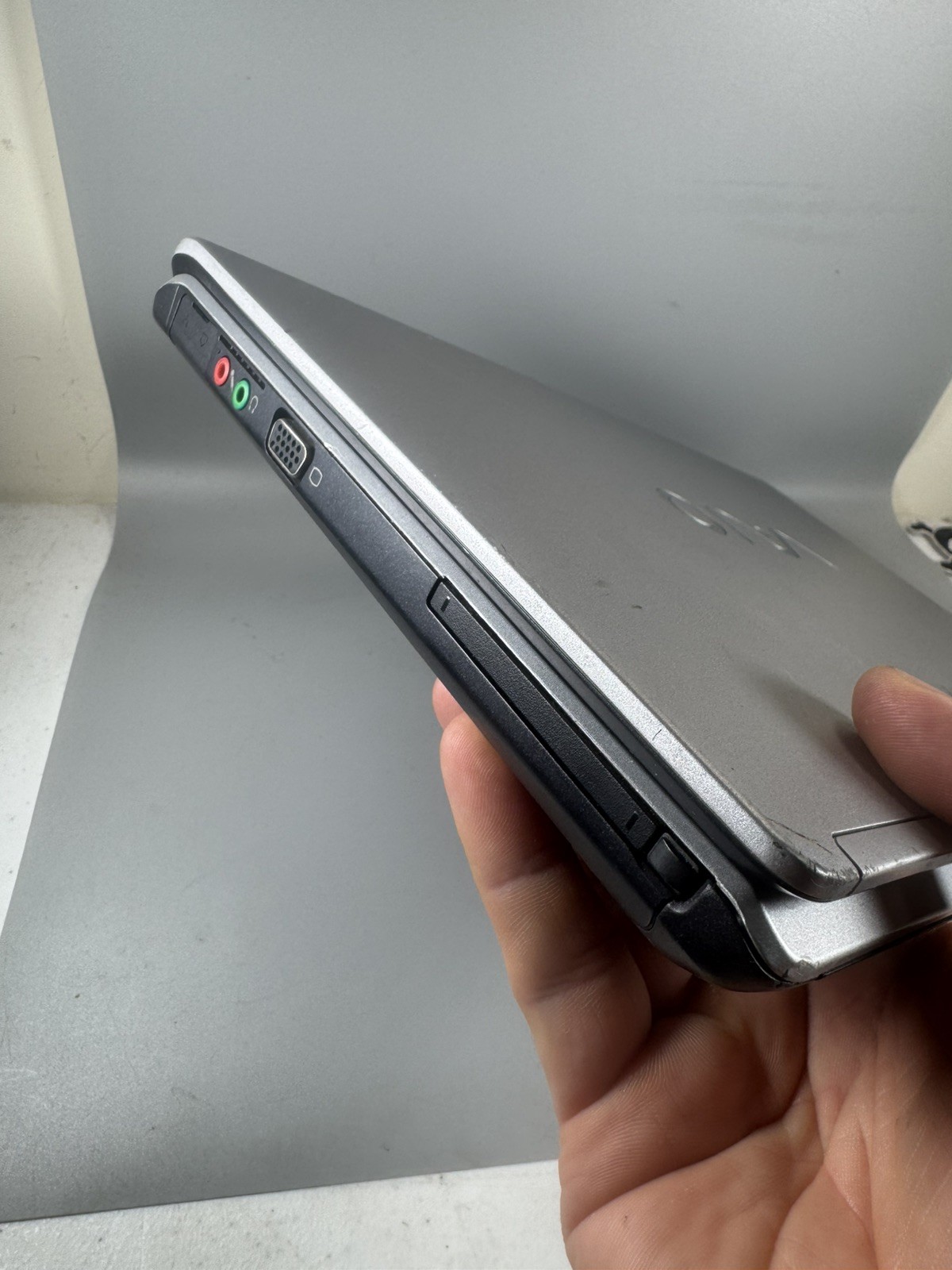 Sony VAIO VGN-S590P Laptop PCG-6H4L For Parts/Repair – No Charger, Missing Keys