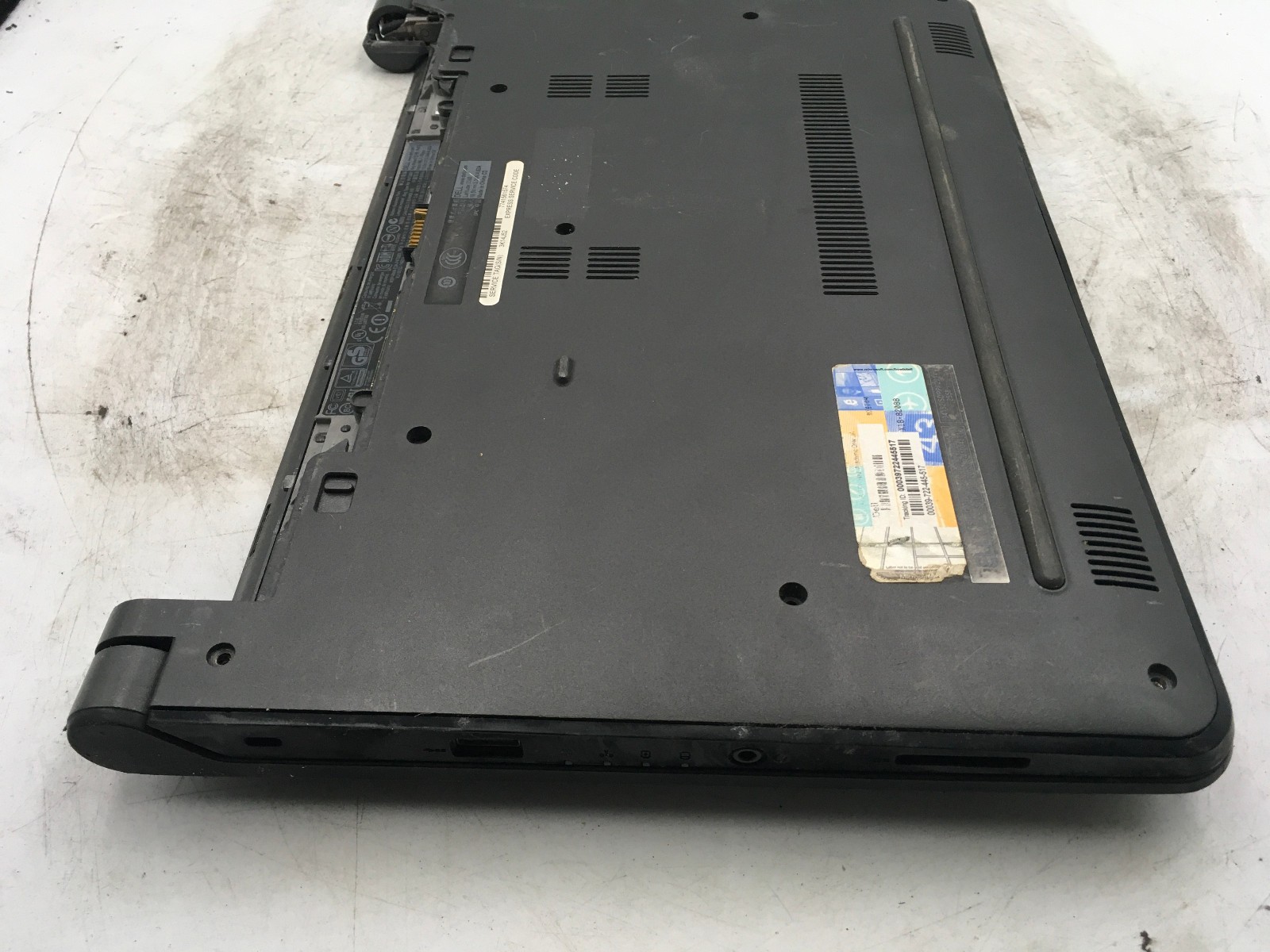 DELL LATITUDE 3340 – FOR PARTS – INTEL CORE I3 – 4GB RAM – 14″ – READ DESC – BB!
