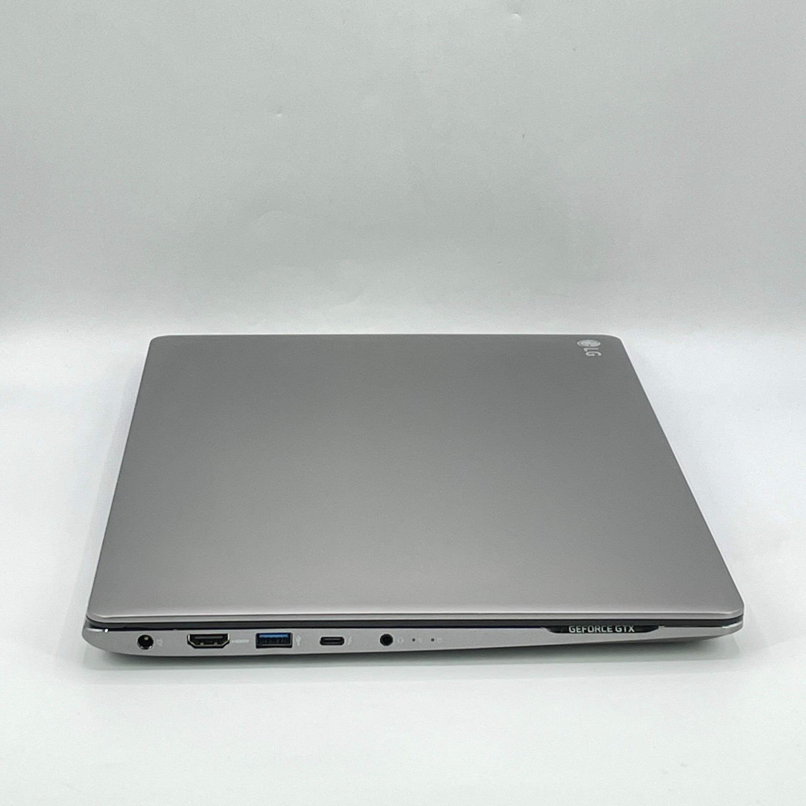 LG UltraPC 15 15U70P 15.6″ i7-1165G7 2.8GHz 16GB RAM 512GB SSD GeForce GTX 1650