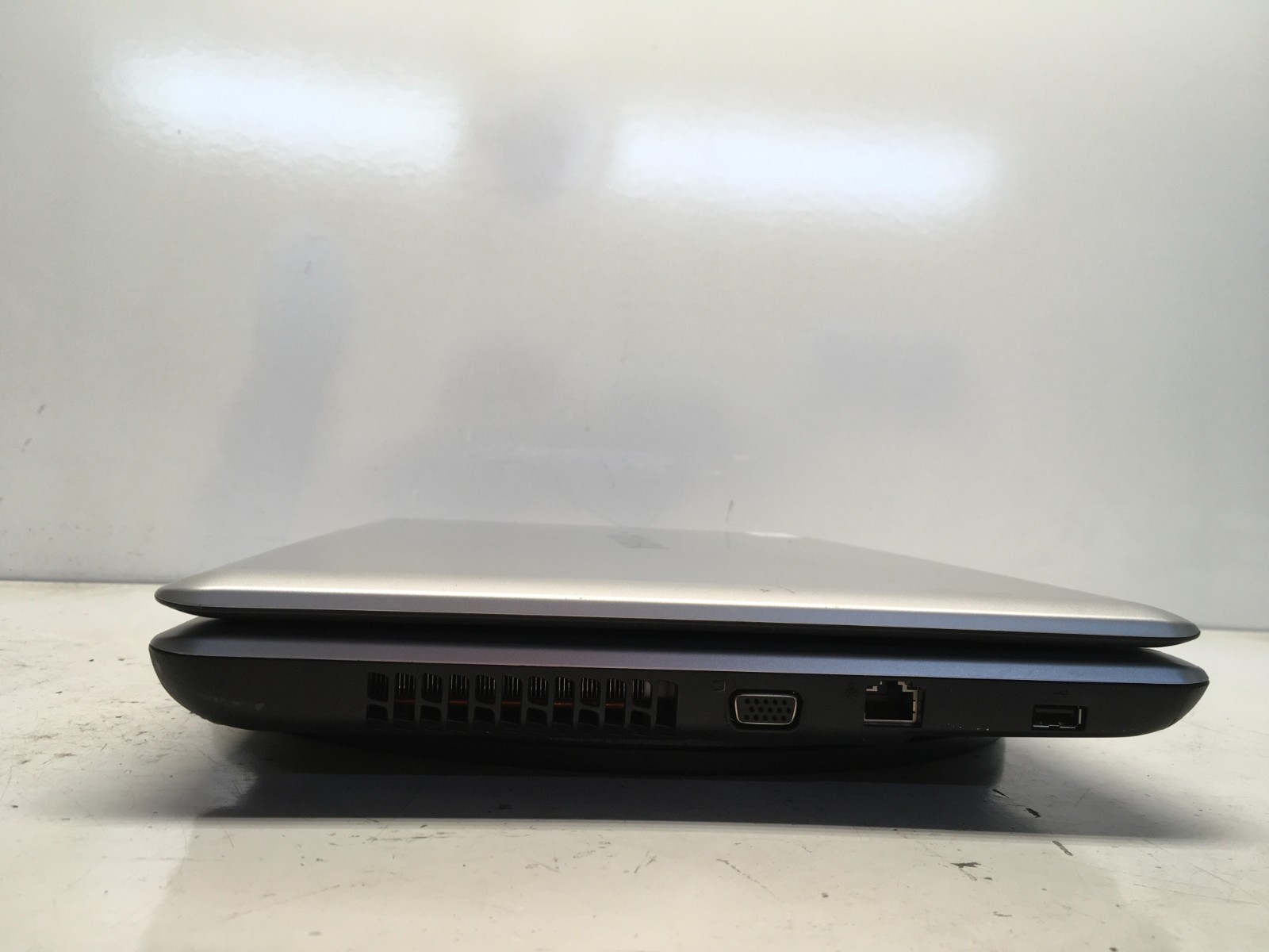 Toshiba Satellite L455-S5975 Intel Celeron 900 2.2GHz 512 MB NO HDD