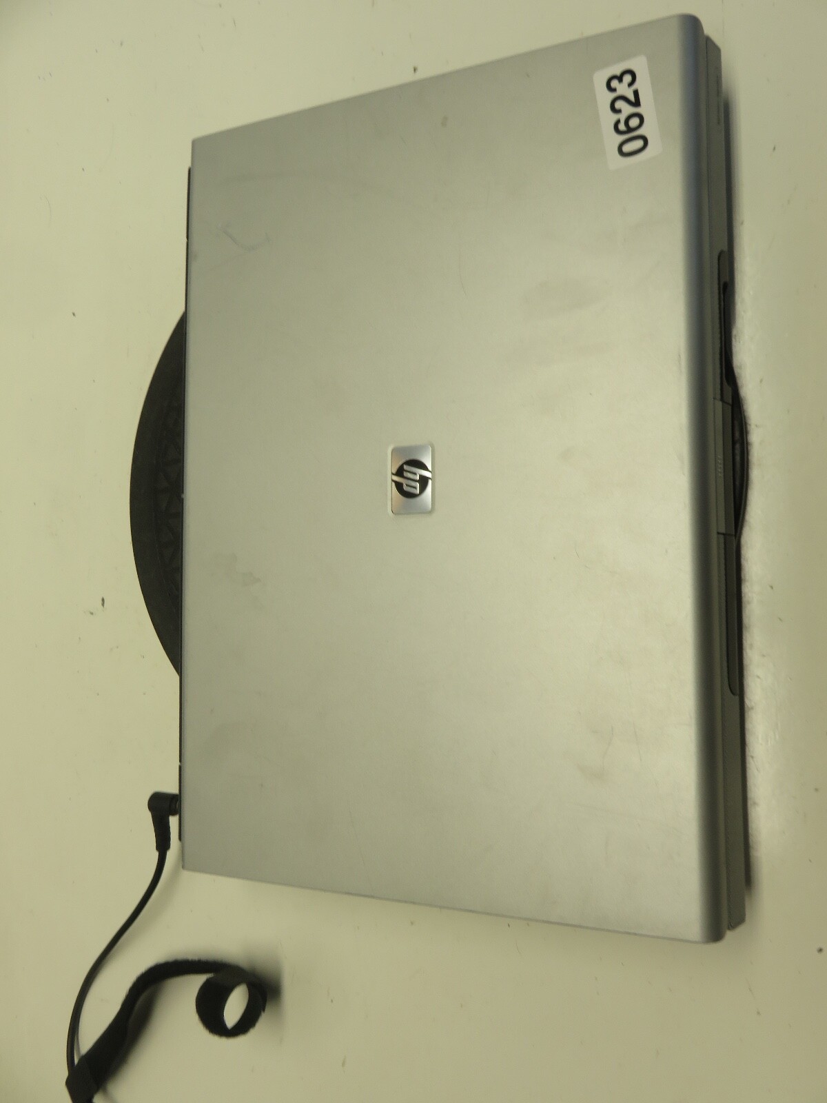 HP Pavillion DV1000 DV1130us Intel Celeron M 1.4 GHz 224 MB NO HDD No Batt
