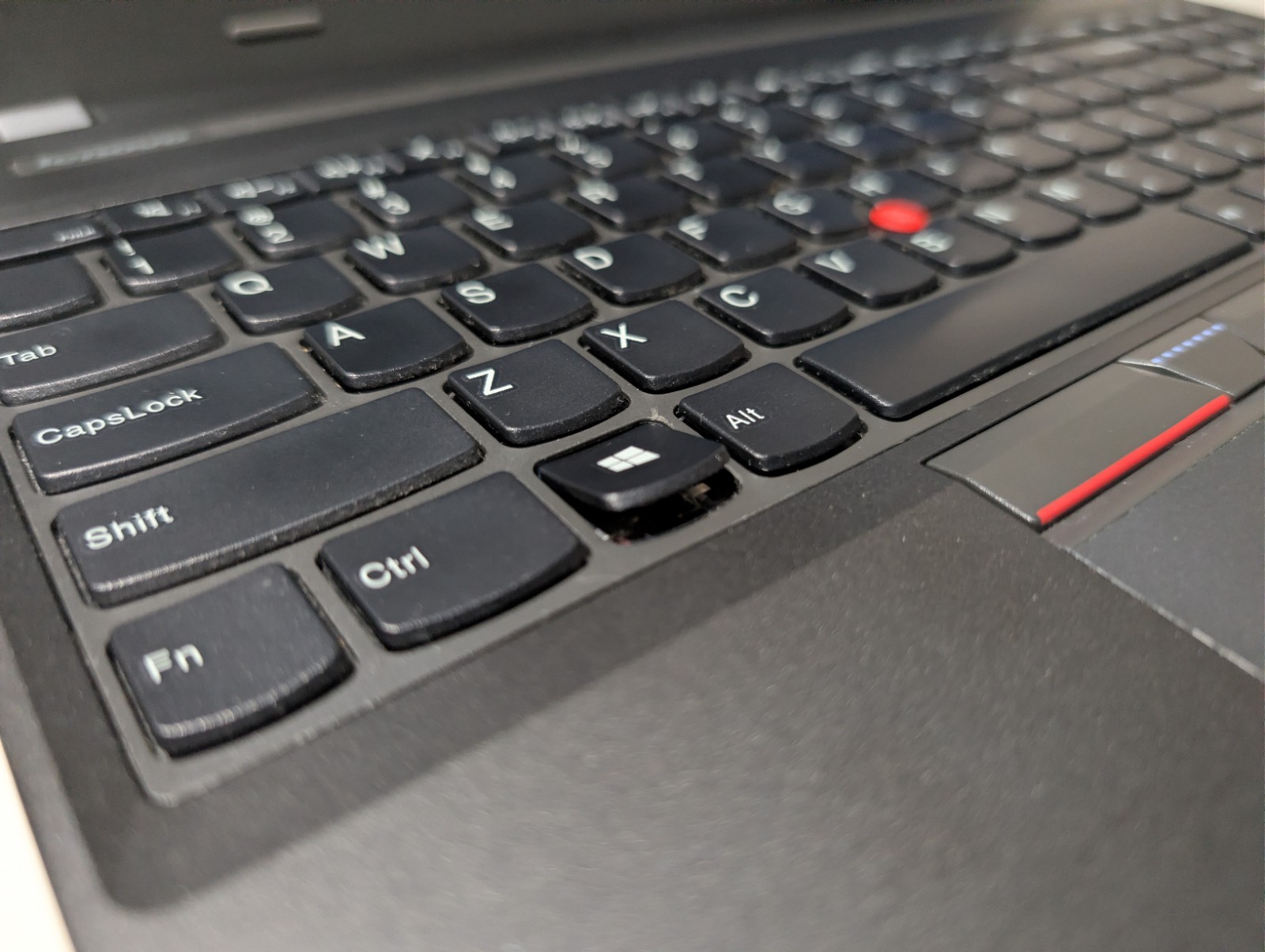 Lenovo ThinkPad E550 | i7 5th 16GB RAM 256GB SSD | AMD DVD-RW FHD Win 10 Pro