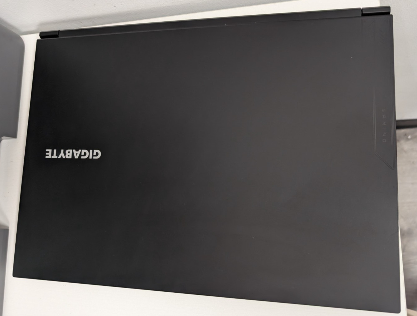 Gigabyte RC56 Notebook 32GB RAM i7-13620H 2.4GHz 1TB SSD 16″ GeForce RTX 4050