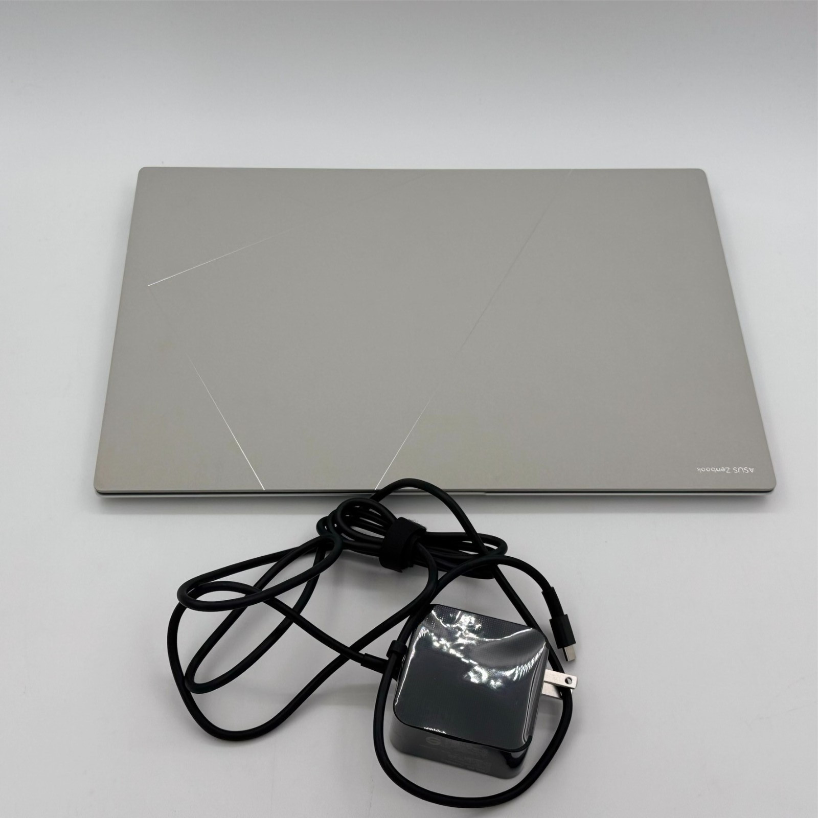 ASUS Zenbook S 16″ 3K OLED AMD Ryzen AI 9 365 24GB 1TB SSD Scandinavian White